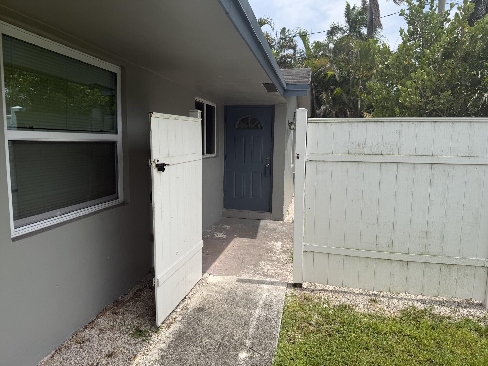 1126 NE 16th Place 3, Fort Lauderdale, FL 33305 — photo