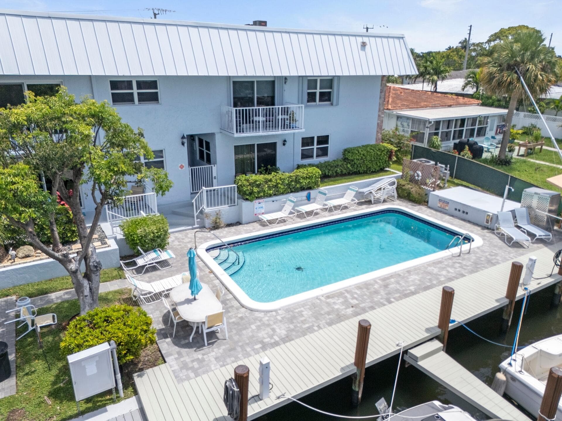 2400 NE 16th Street NE 104, Pompano Beach, FL 33062 — photo 30 of 31