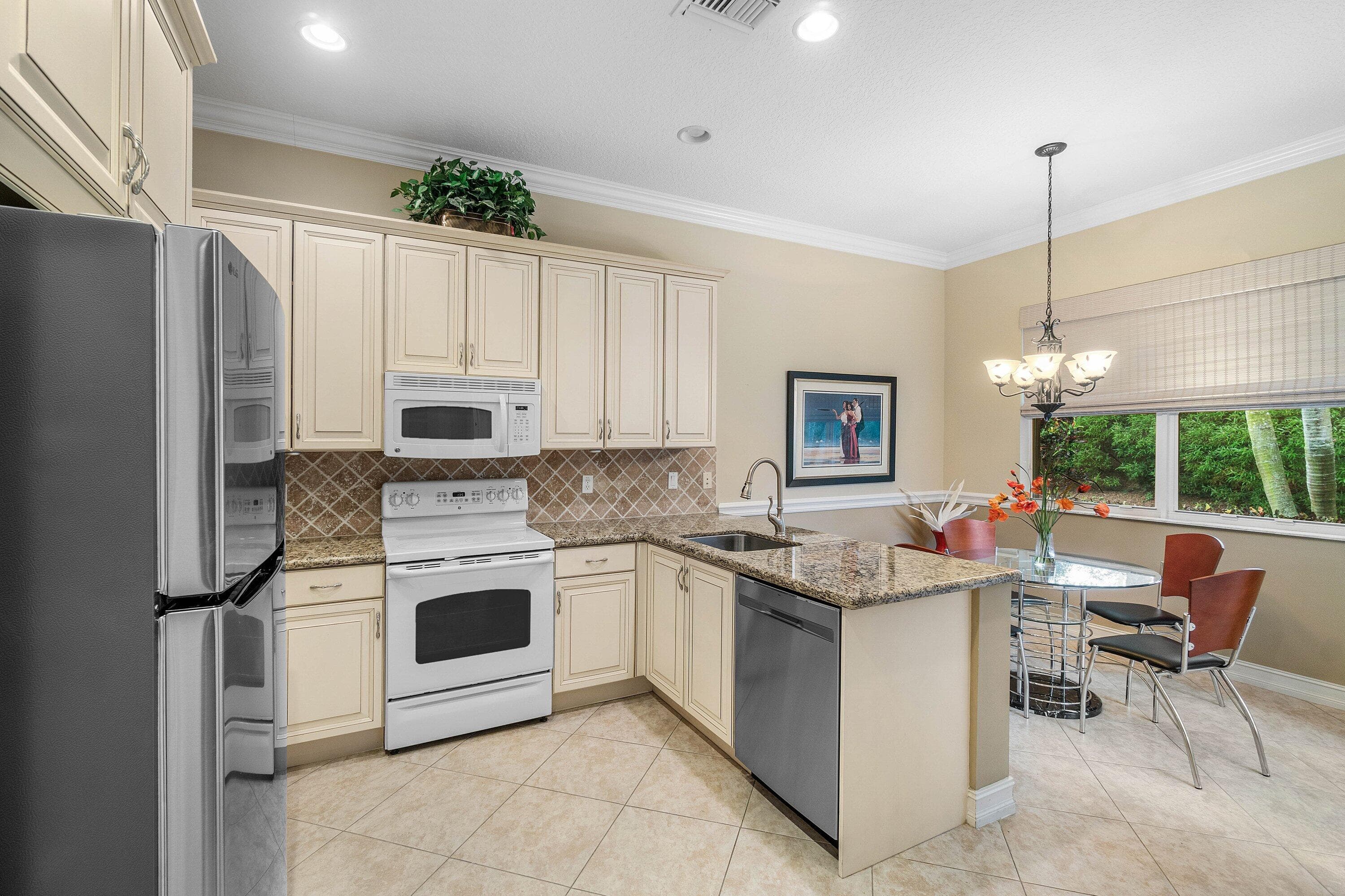 7410 Ringwood Terrace, Boynton Beach, FL 33437 — photo 8 of 55