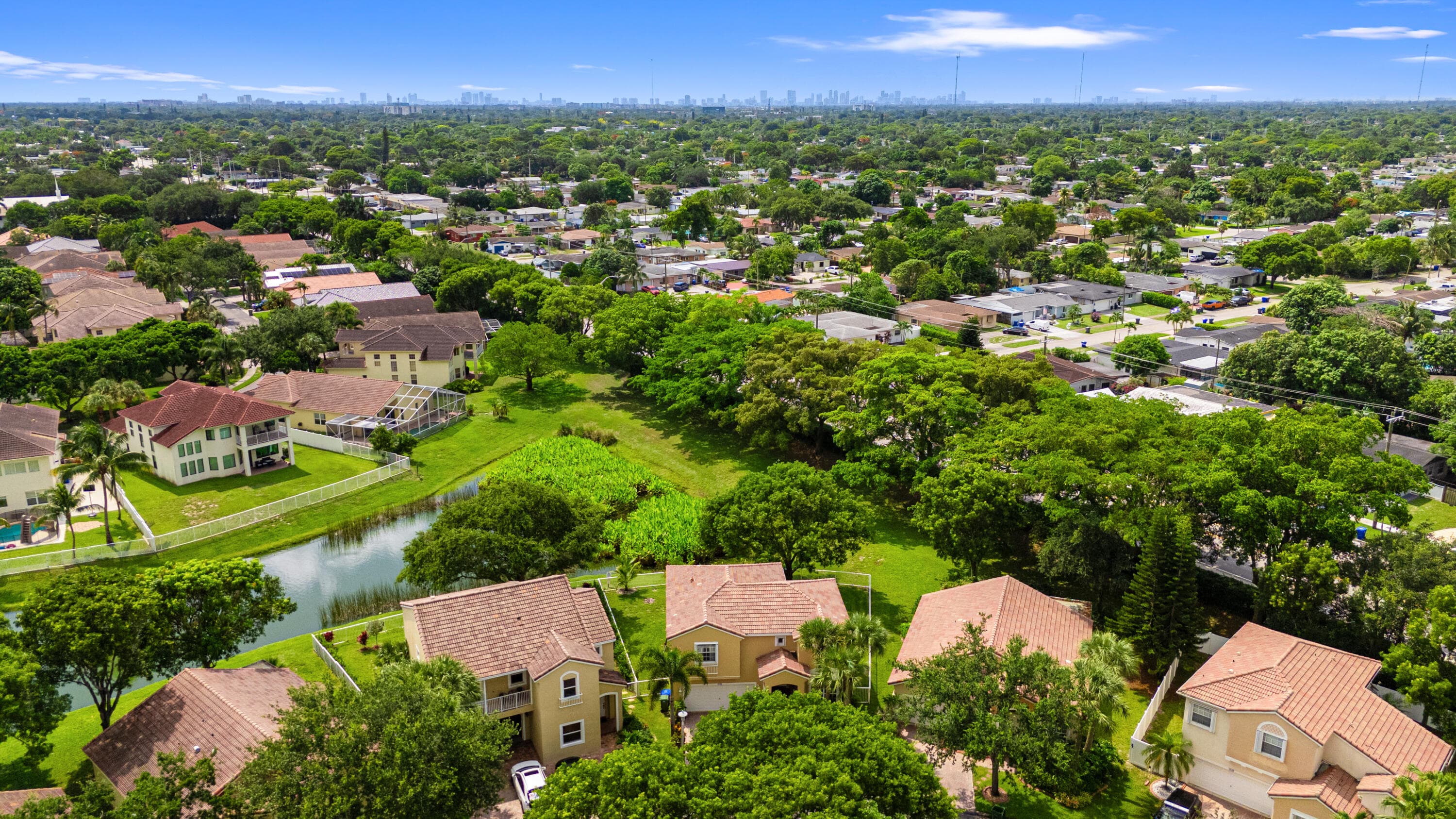 1753 NW 74th Way, Pembroke Pines, FL 33024 — photo 31 of 38