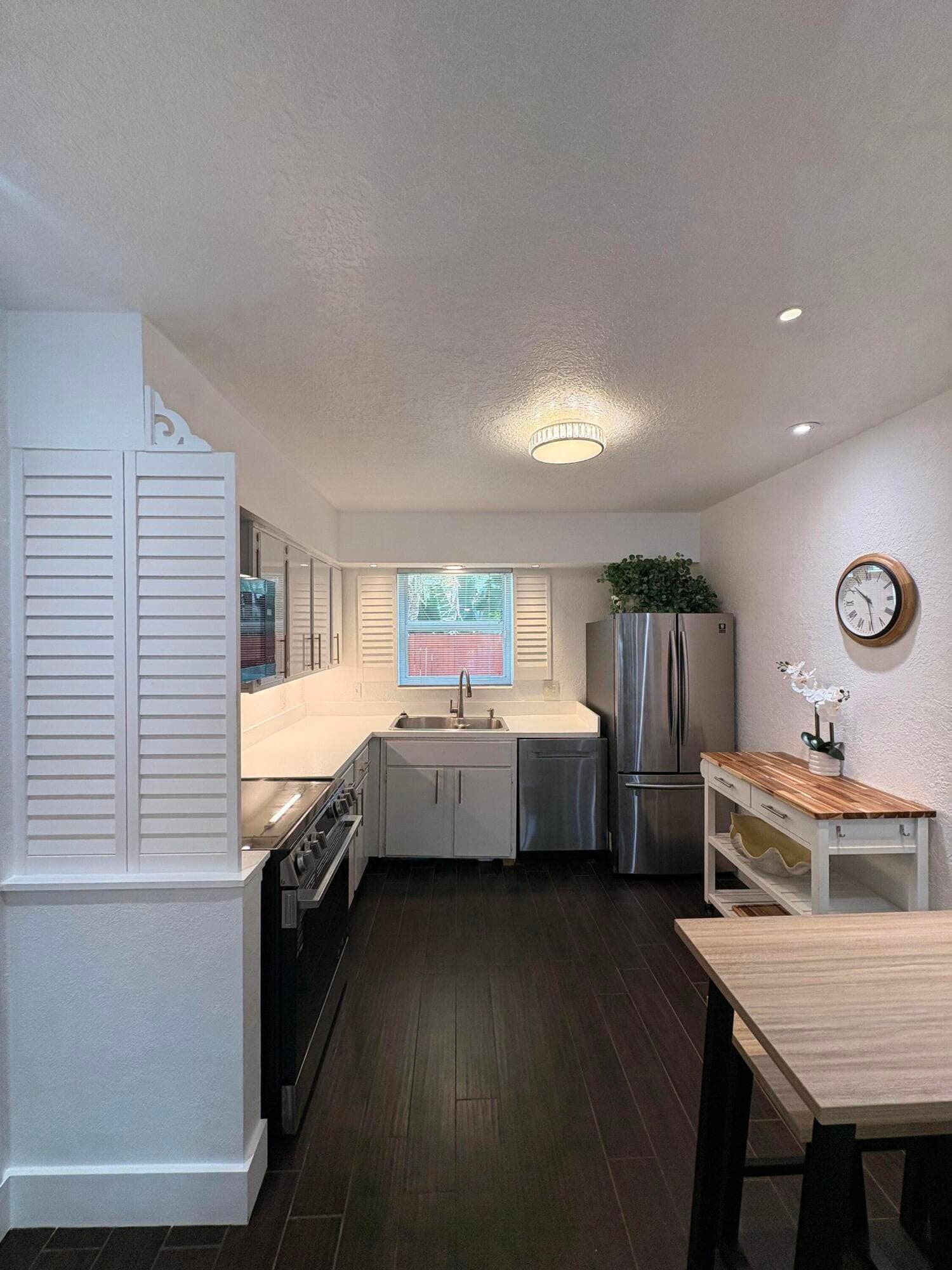 601 SE 5th Court 102, Fort Lauderdale, FL 33301 — photo 4 of 22