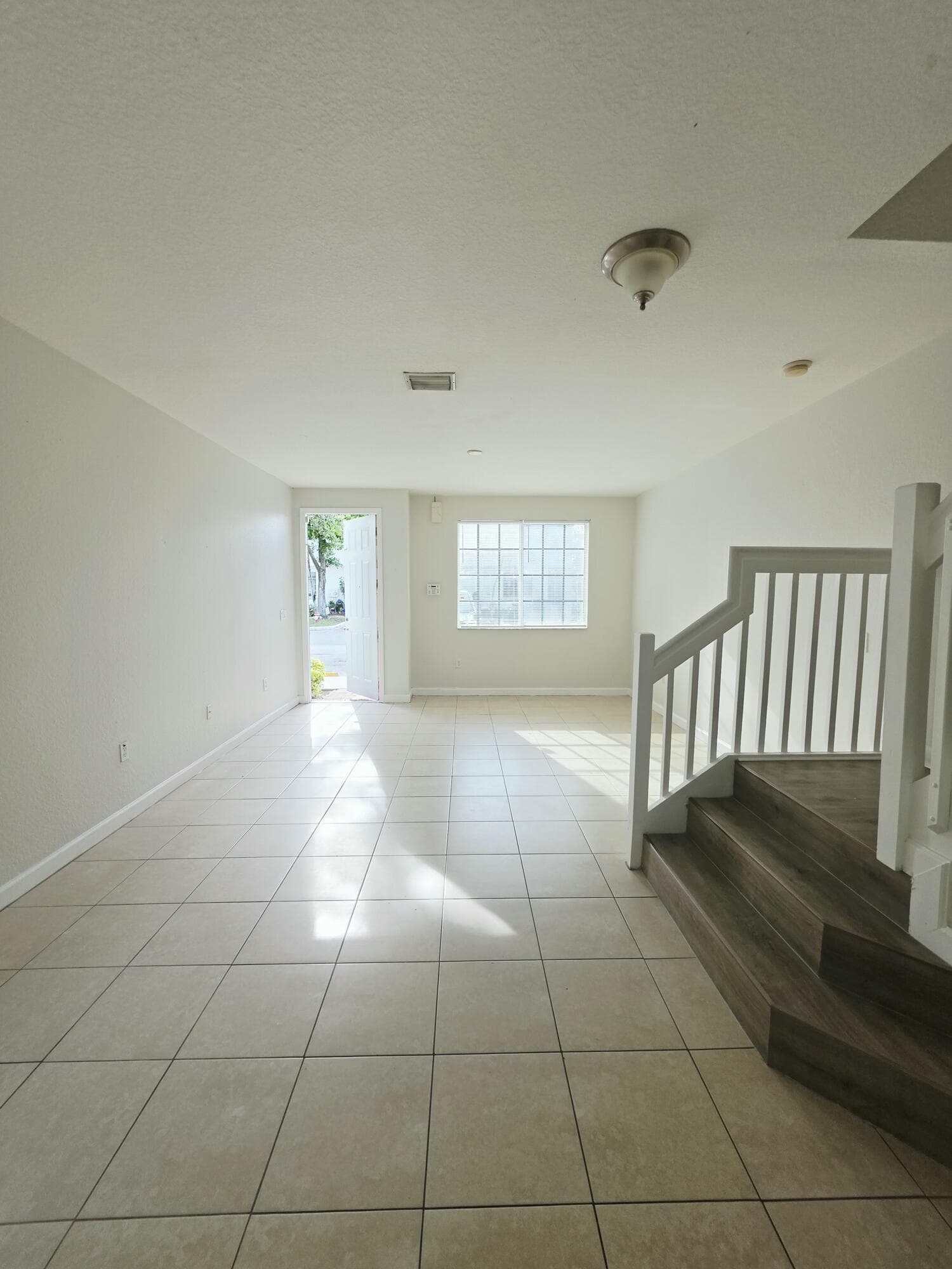 4154 Napoli Lake Drive, Riviera Beach, FL 33410 — photo 6 of 18