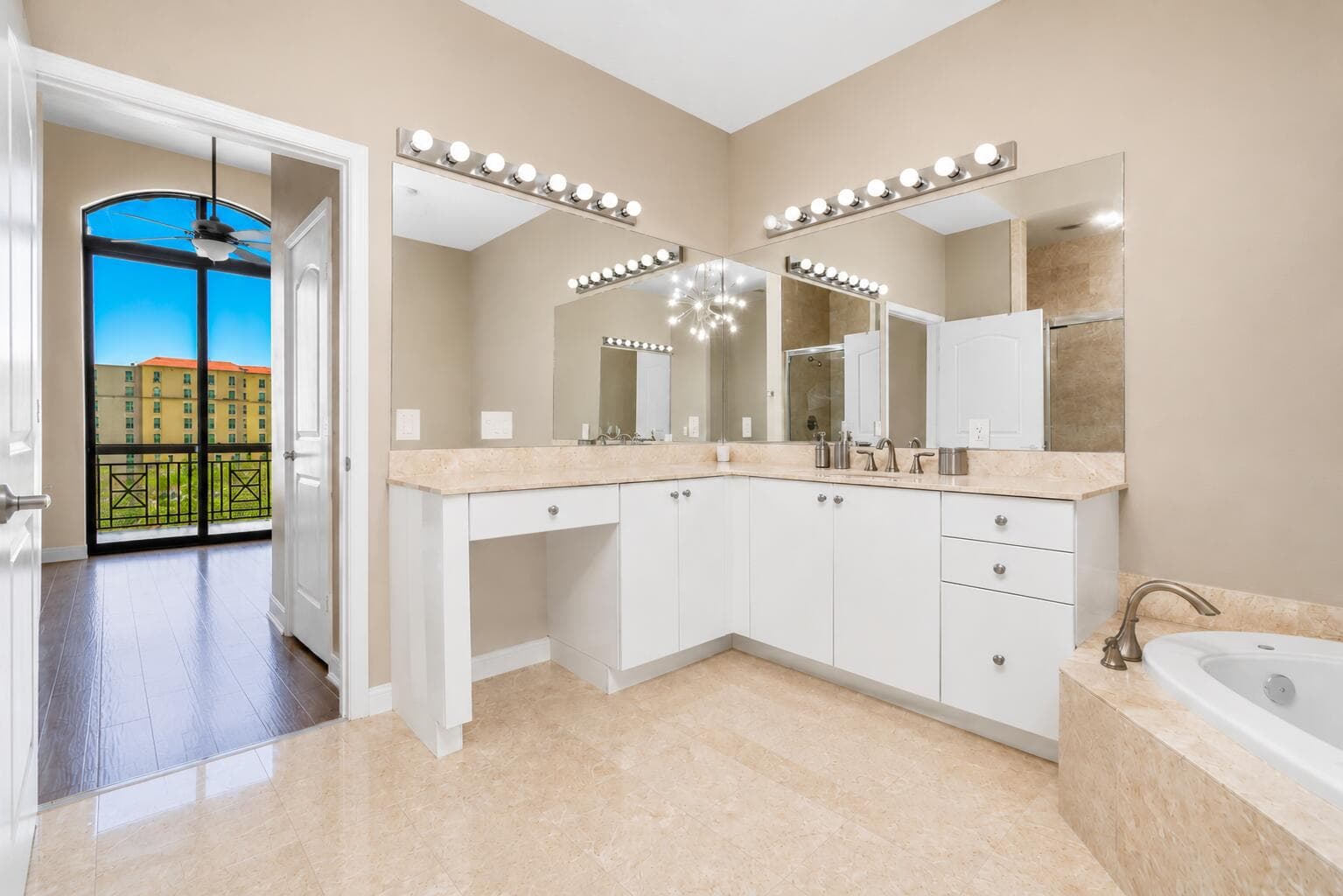 701 S Olive Avenue 303, West Palm Beach, FL 33401 — photo 13 of 26