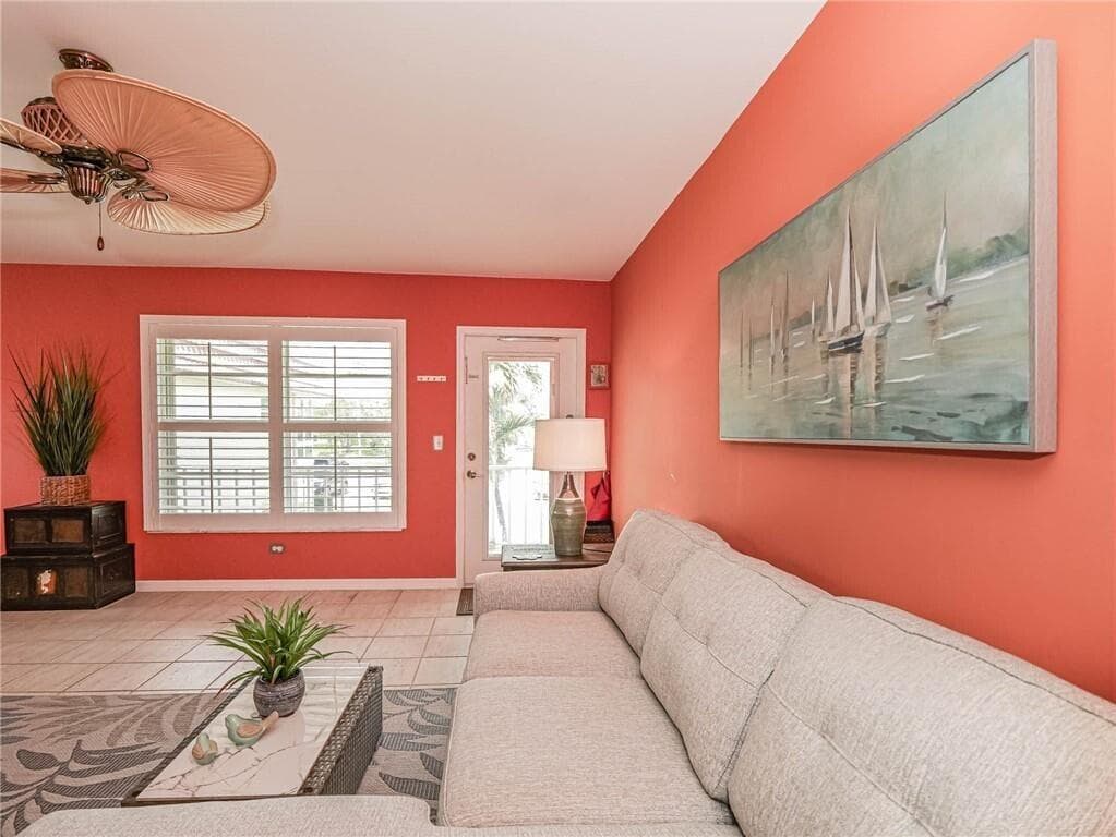 55 Woodland Drive 206, Vero Beach, FL 32962 — photo 6 of 36