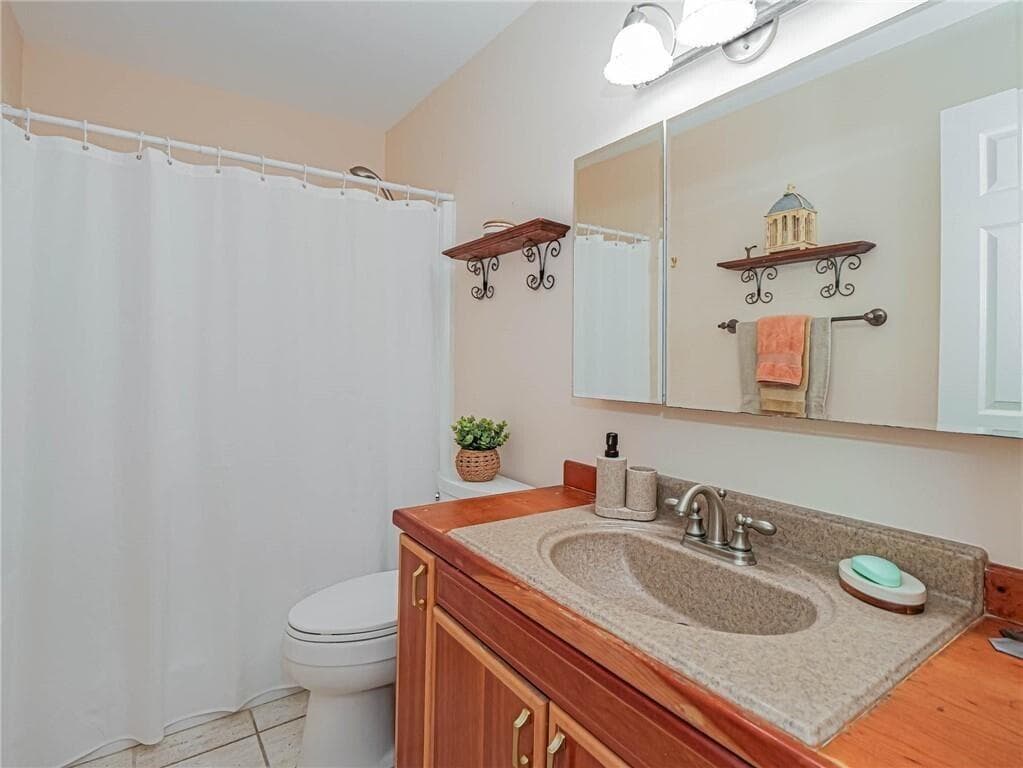 55 Woodland Drive 206, Vero Beach, FL 32962 — photo 17 of 36