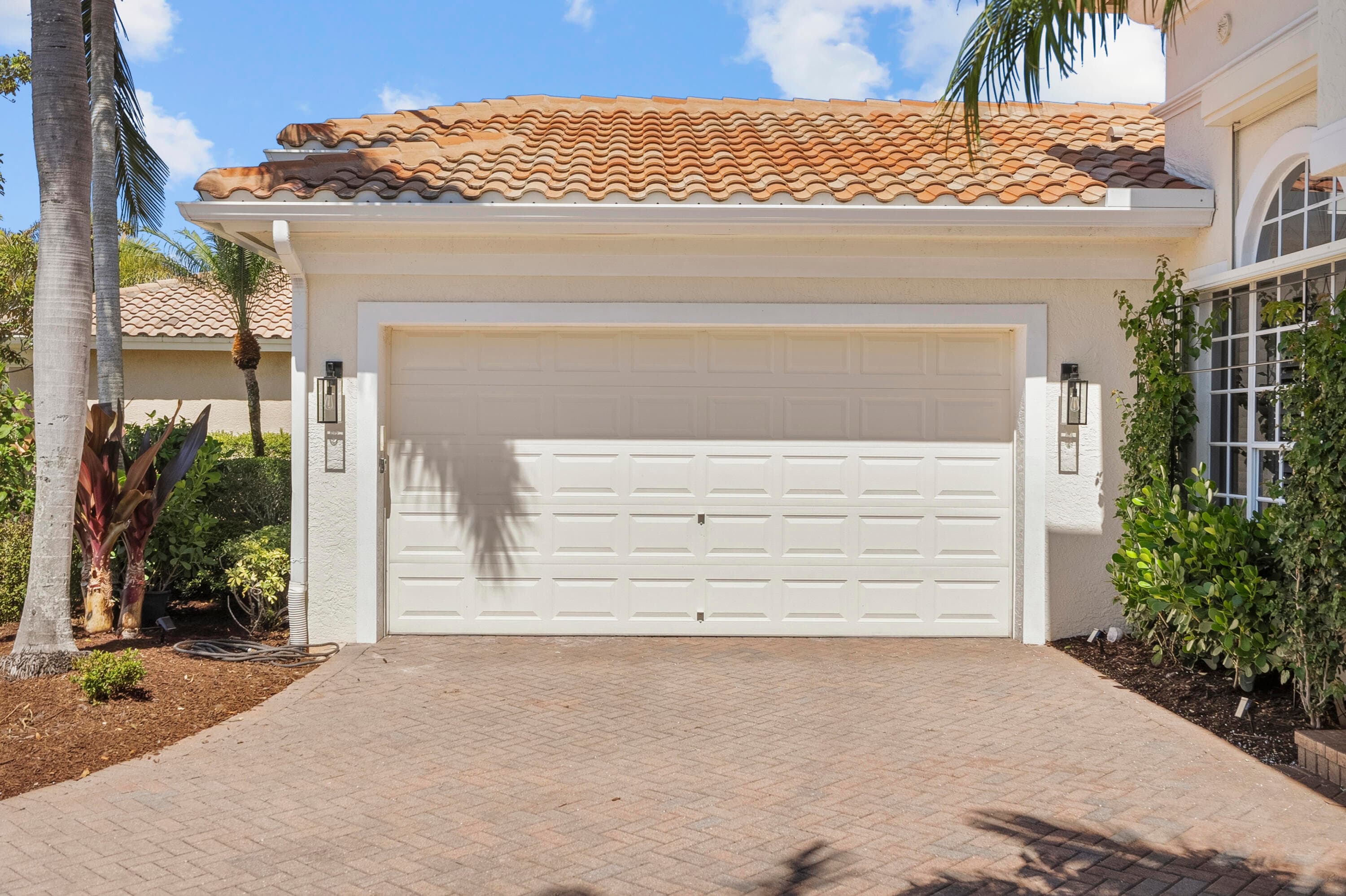 281 SW Hatteras Court, Palm City, FL 34990 — photo 8 of 103