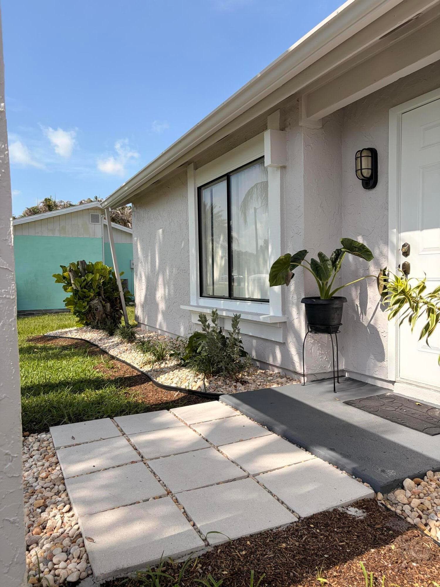 1812 SE Elkhart Terrace, Port St. Lucie, FL 34952 — photo 8 of 35