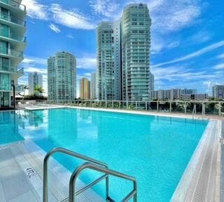 330 Sunny Isles Boulevard 5-2308, Sunny Isles Beach, FL 33160 — photo 20 of 32