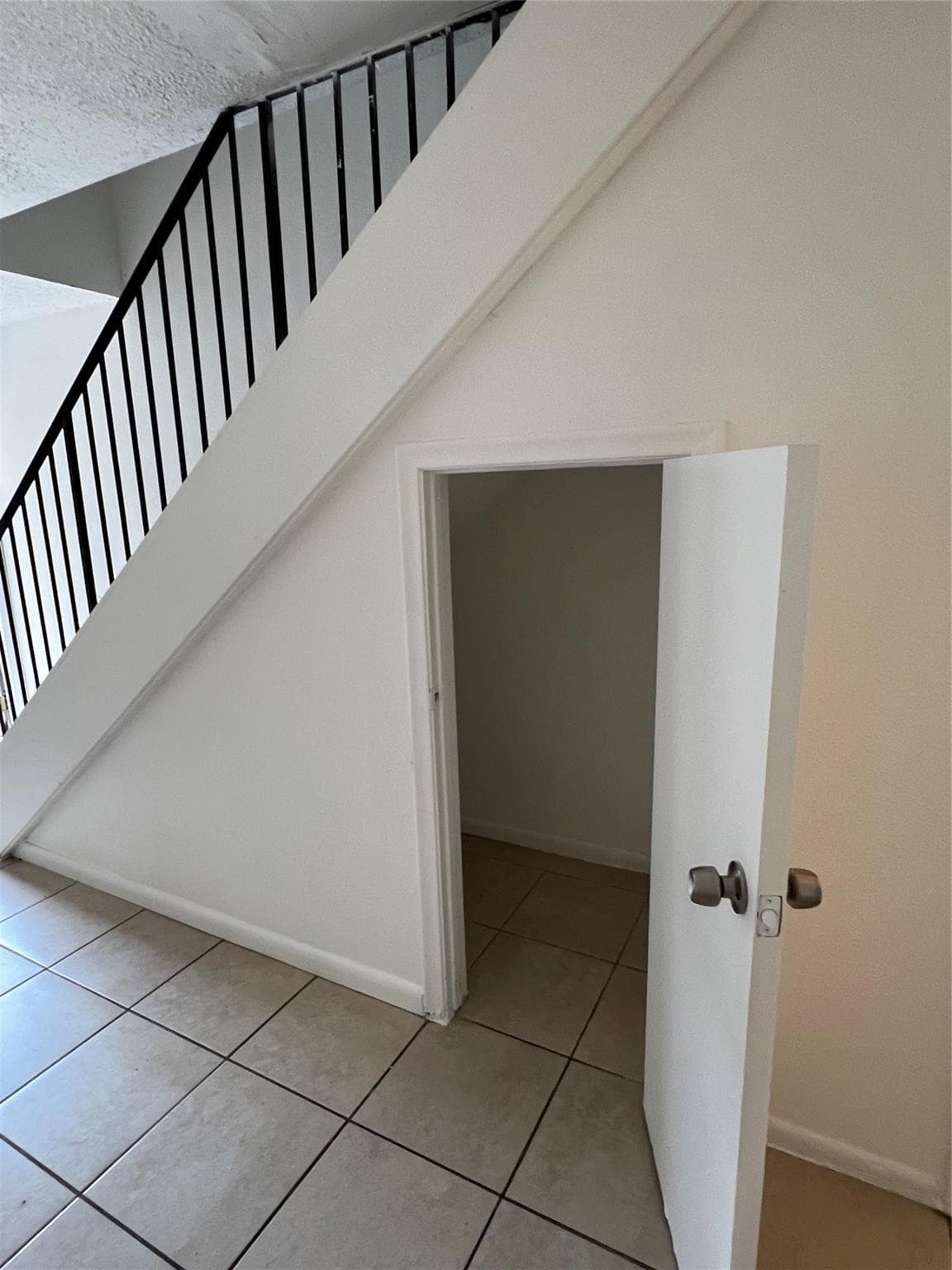 2442 NW 52nd Avenue, Lauderhill, FL 33313 — photo 4 of 13