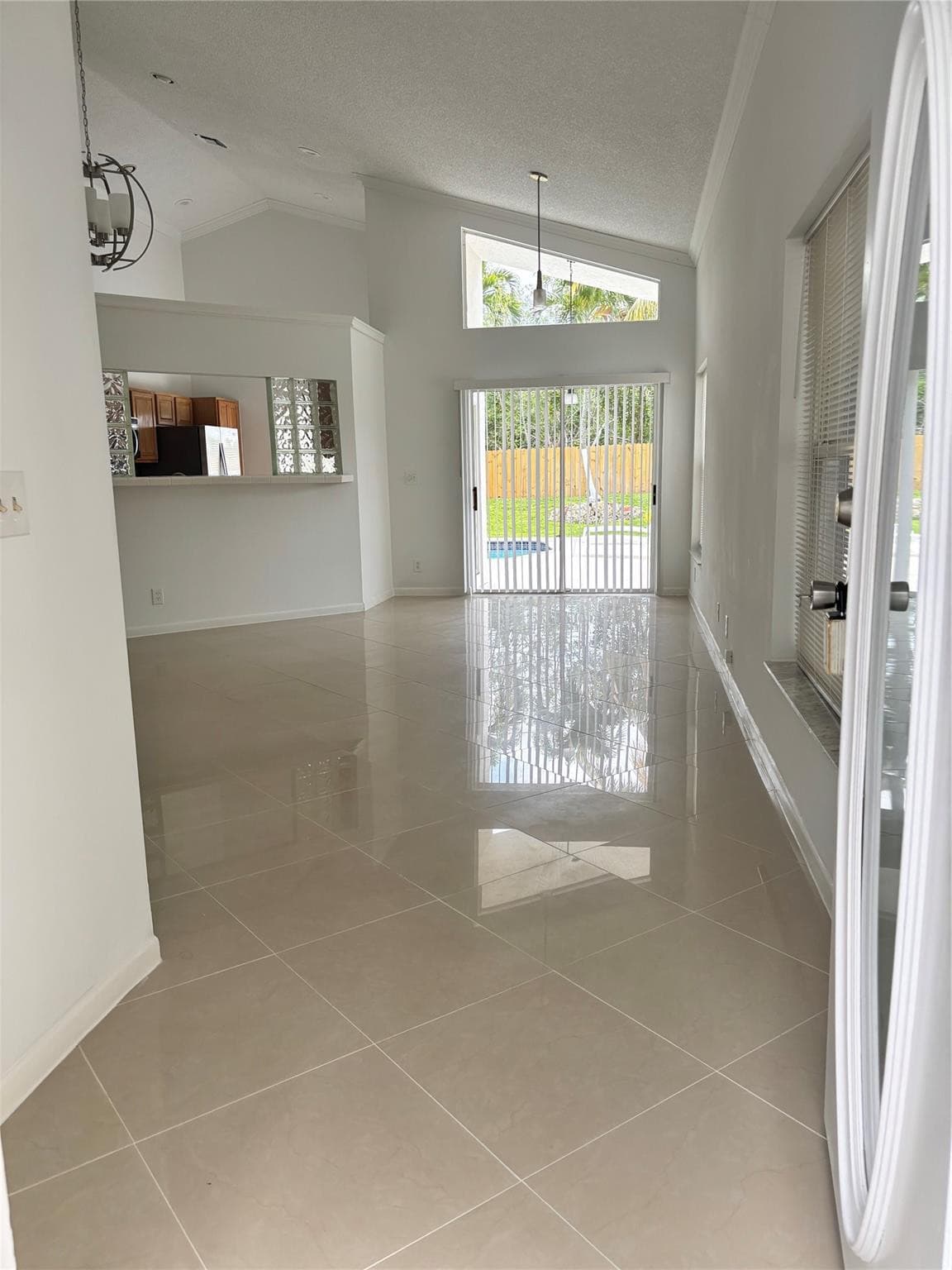 2990 NW 68th Avenue, Margate, FL 33063 — photo 7 of 42