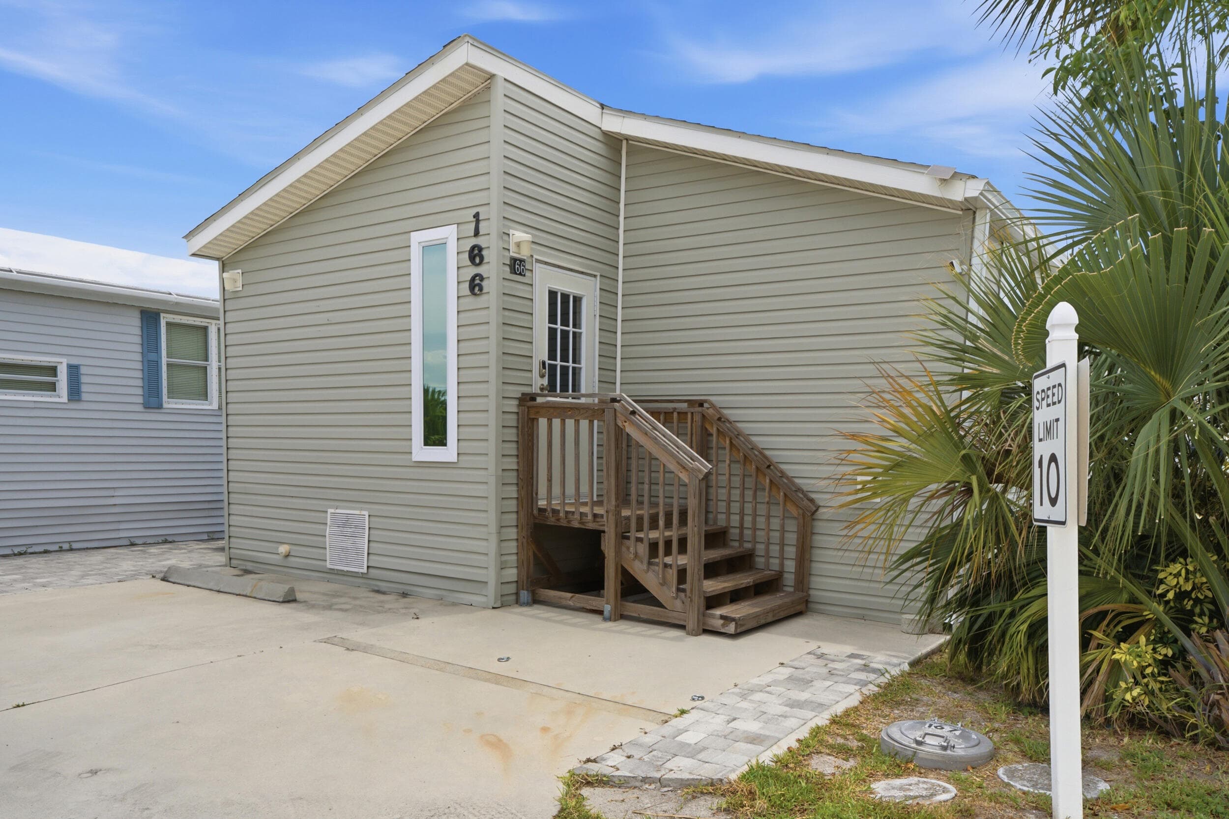 166 Nettles Boulevard, Jensen Beach, FL 34957 — photo 3 of 39