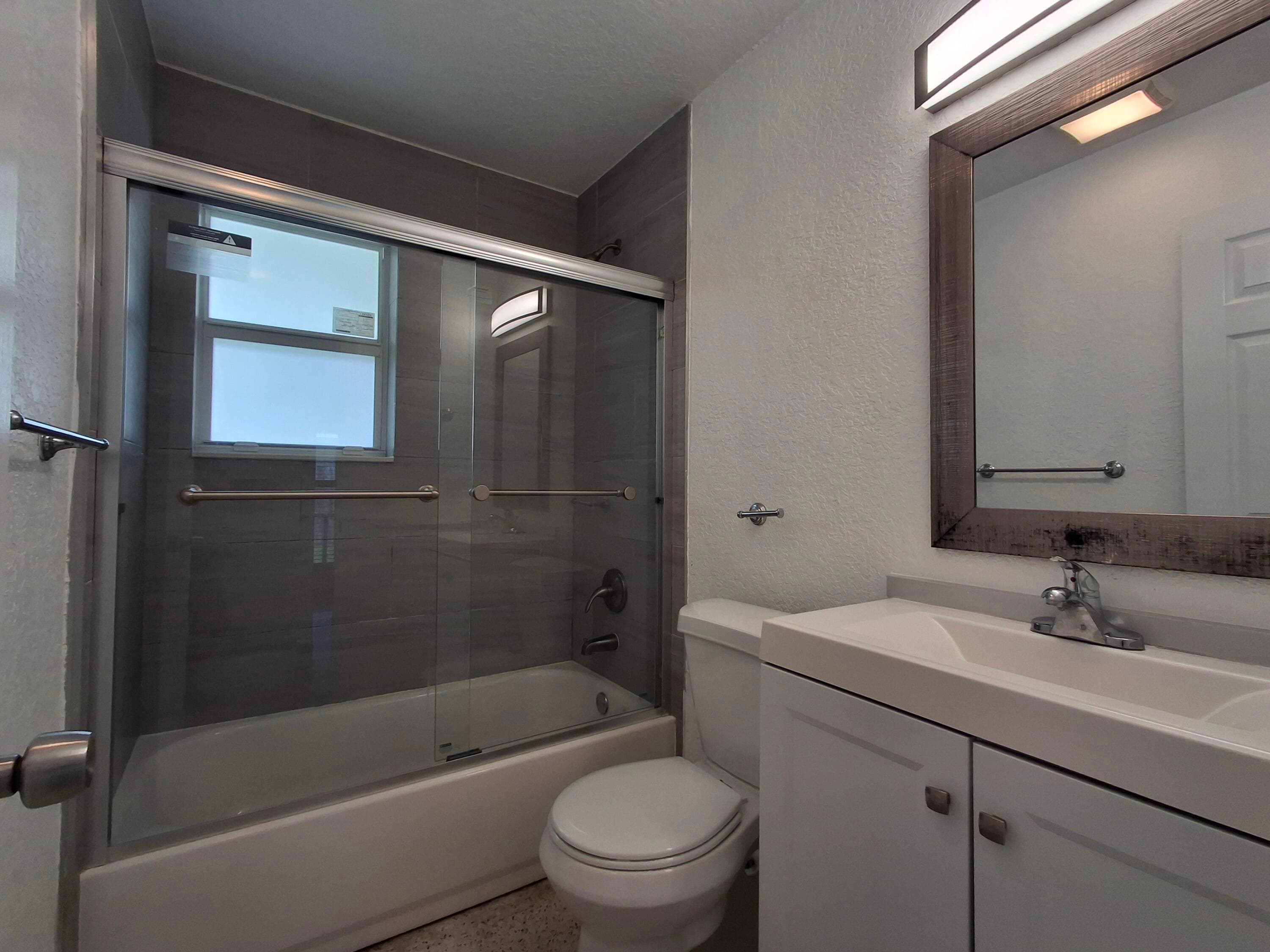 1624 NE 25th Street 1624, Wilton Manors, FL 33305 — photo 14 of 20