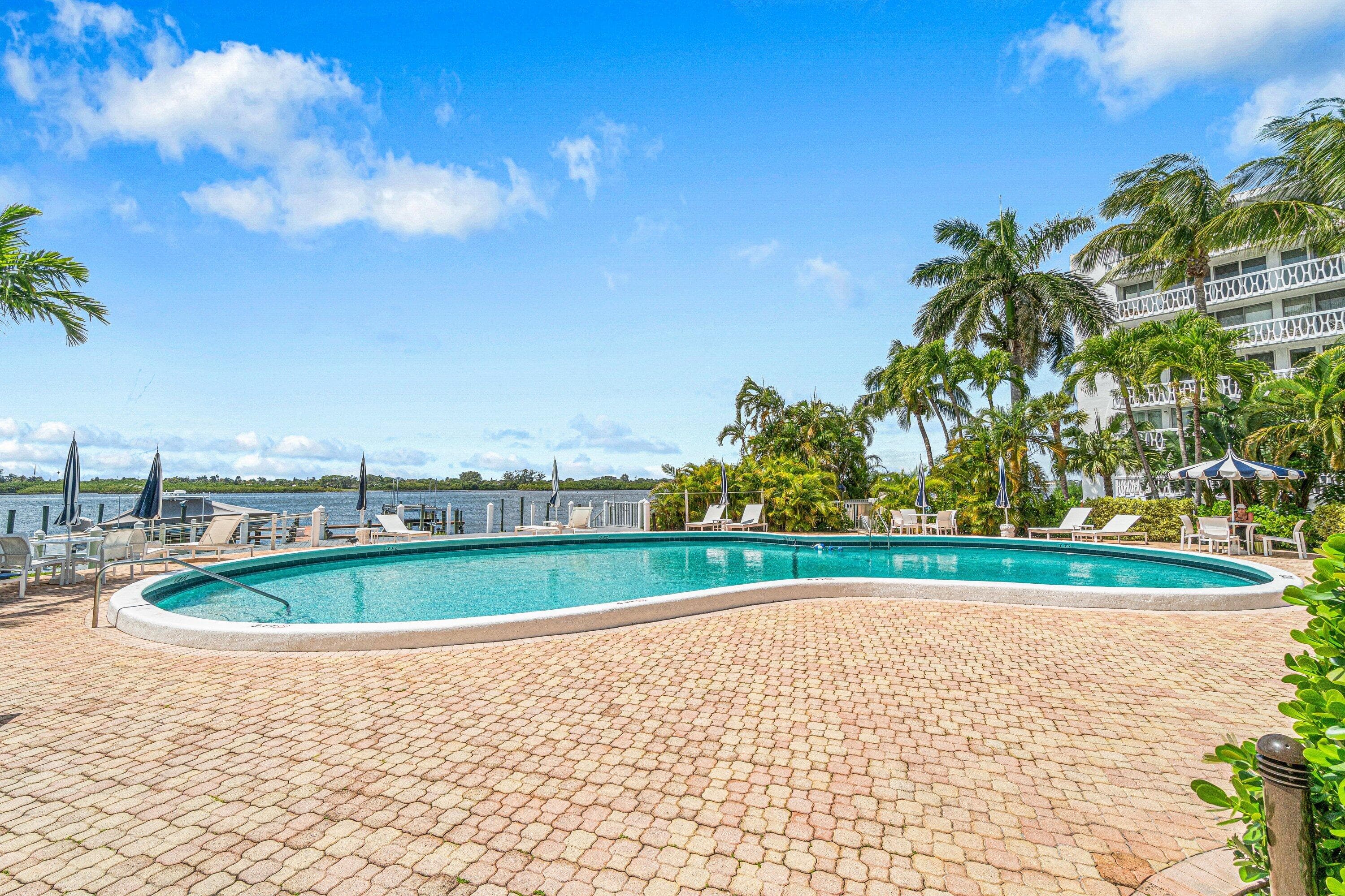 2505 S Ocean Boulevard 515, Palm Beach, FL 33480 — photo 24 of 28