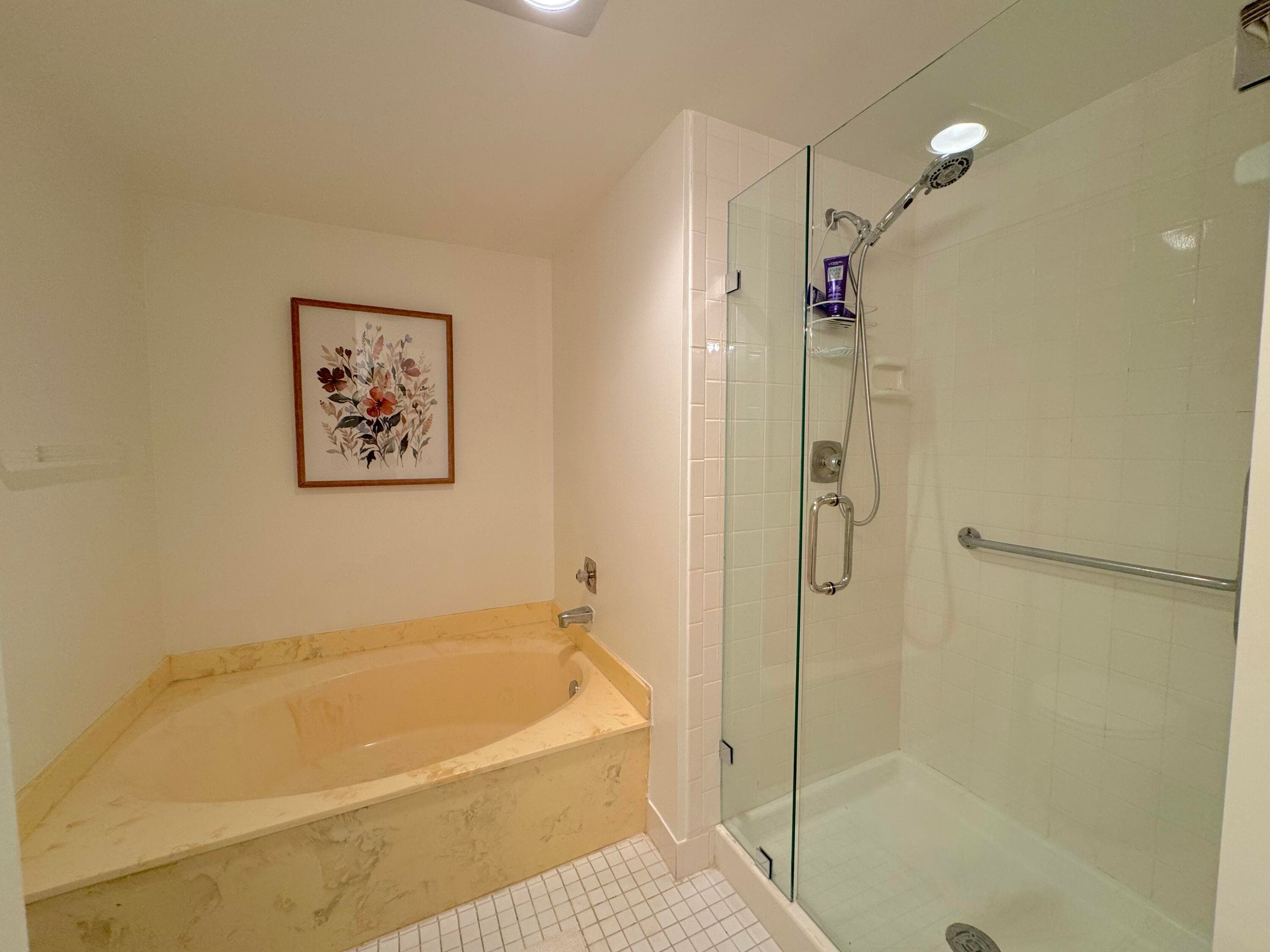 9 Stratford Drive E B, Boynton Beach, FL 33436 — photo 14 of 45