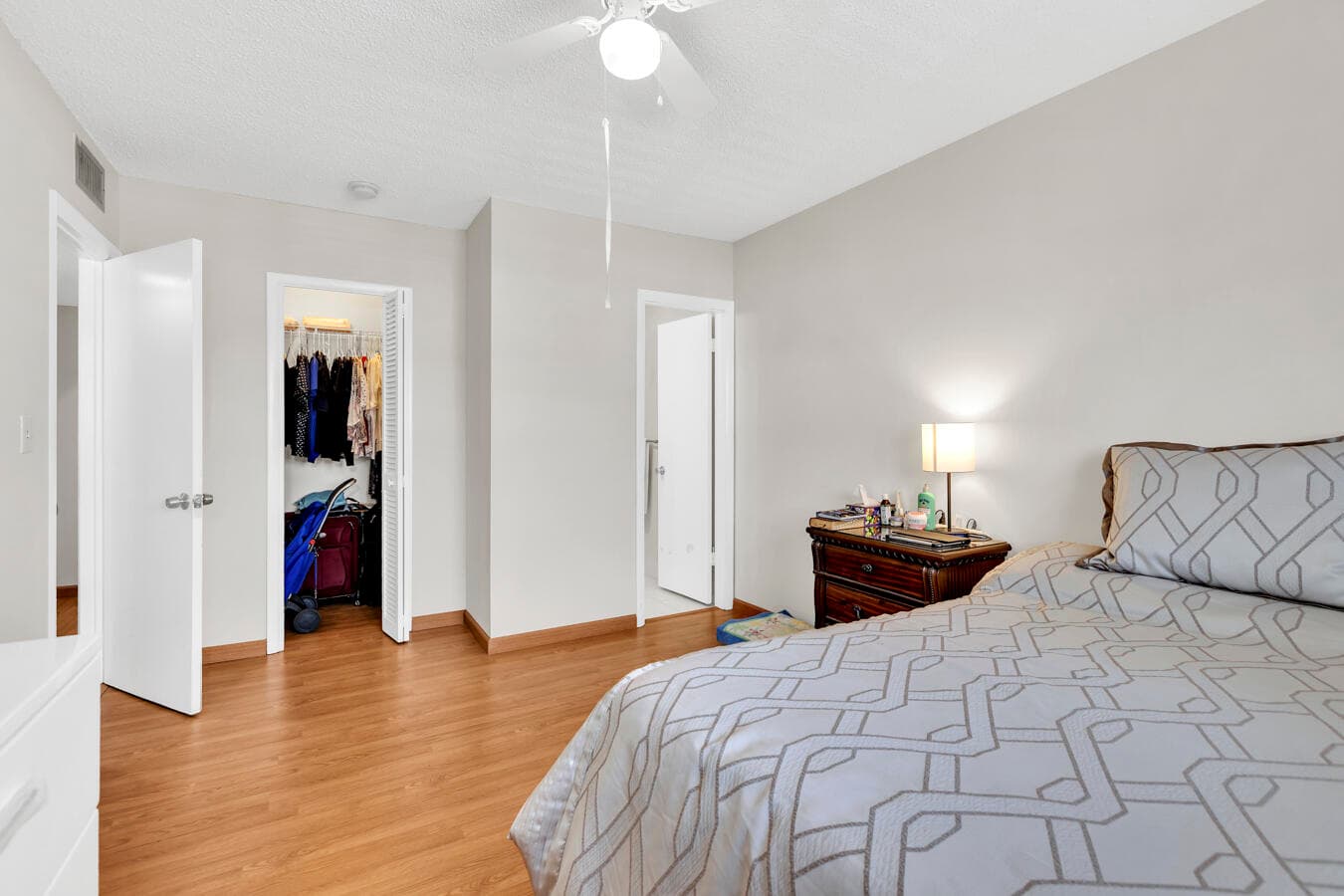 5300 Washington Street Apt D306, Hollywood, FL 33021 — photo 17 of 36