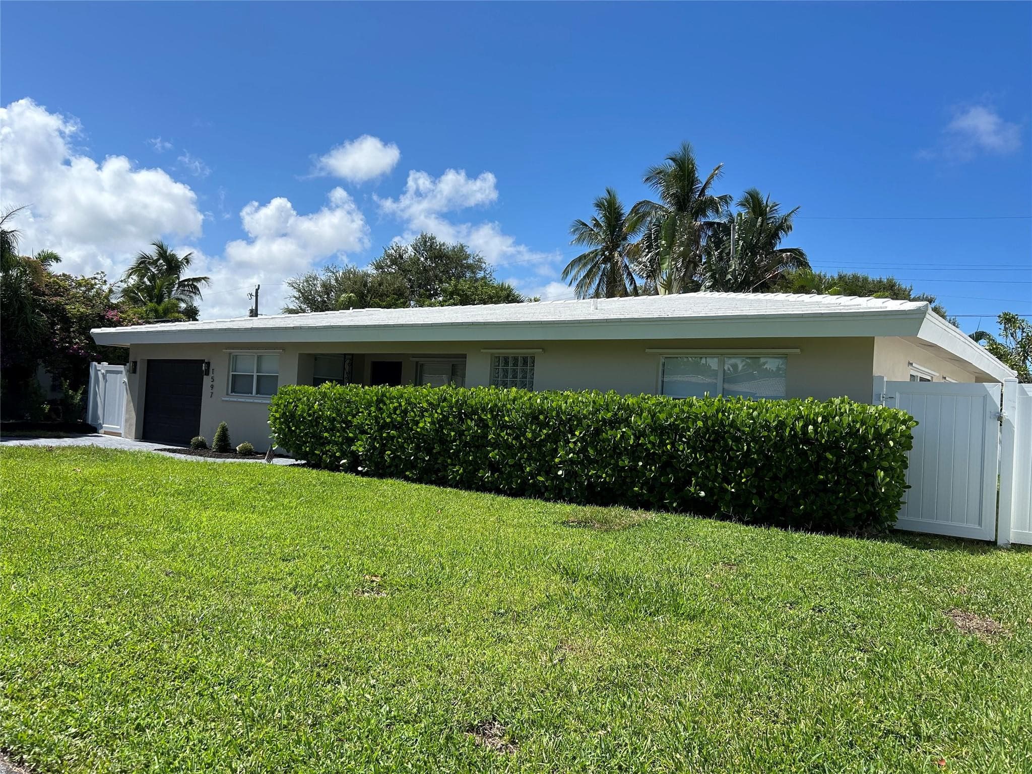 1597 SE 5th Street, Deerfield Beach, FL 33441 — photo 3 of 28