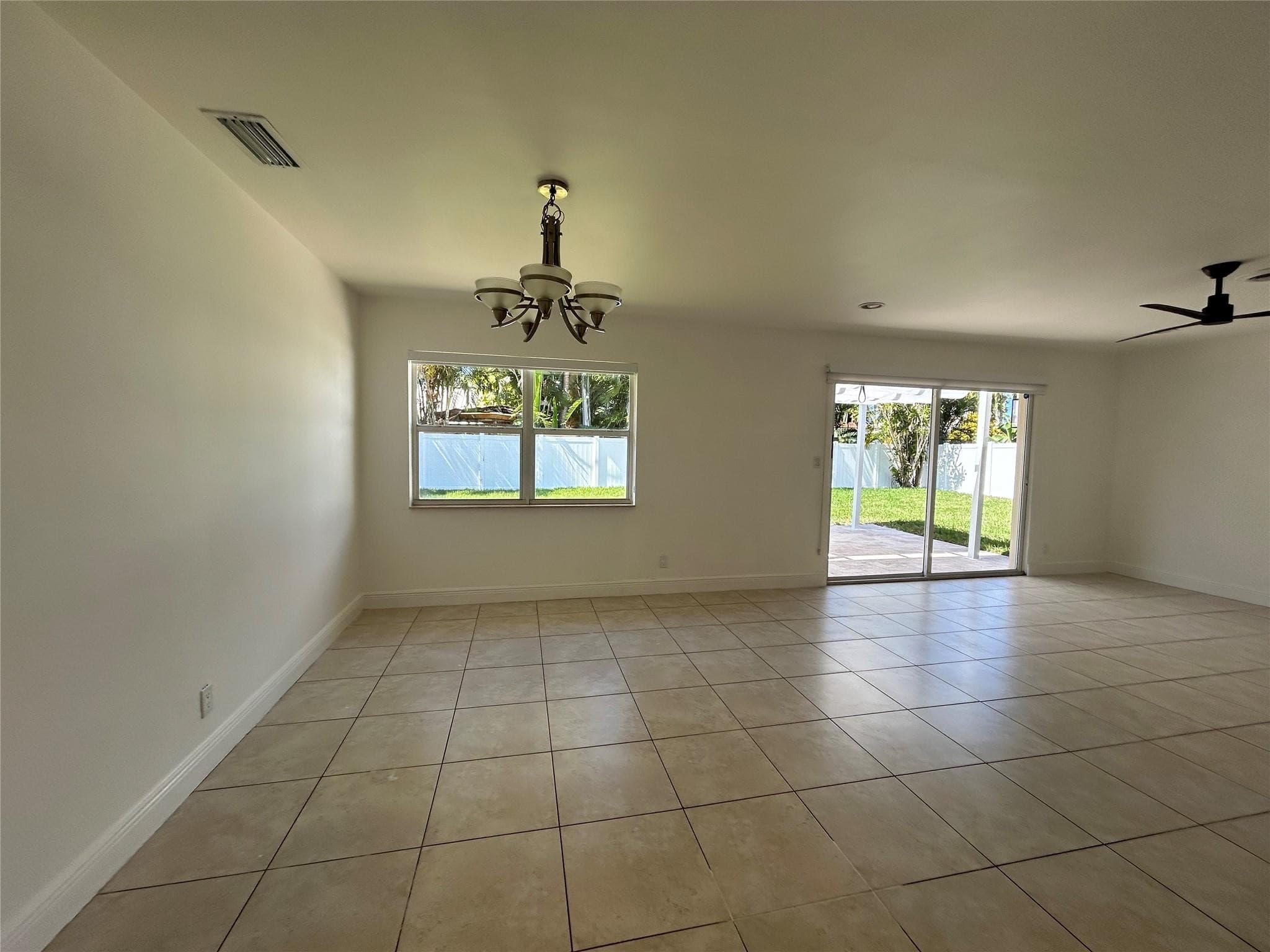 1597 SE 5th Street, Deerfield Beach, FL 33441 — photo 9 of 28