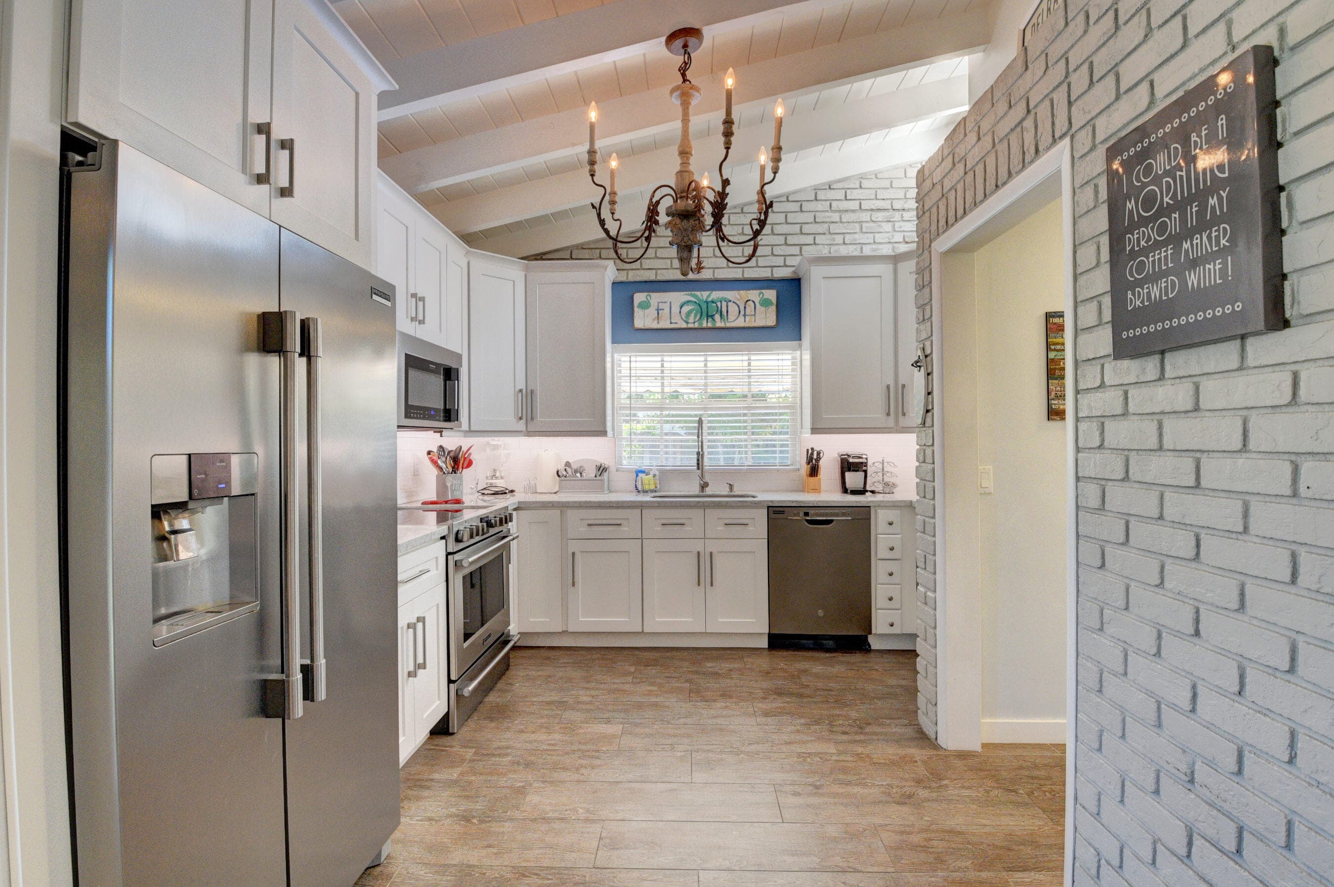 521 NW 14th Street, Delray Beach, FL 33444 — photo 15 of 26