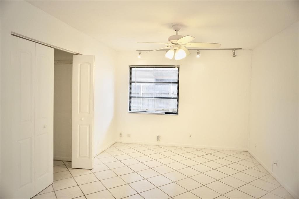 5600 N Park, Dania Beach, FL 33312 — photo 6 of 7