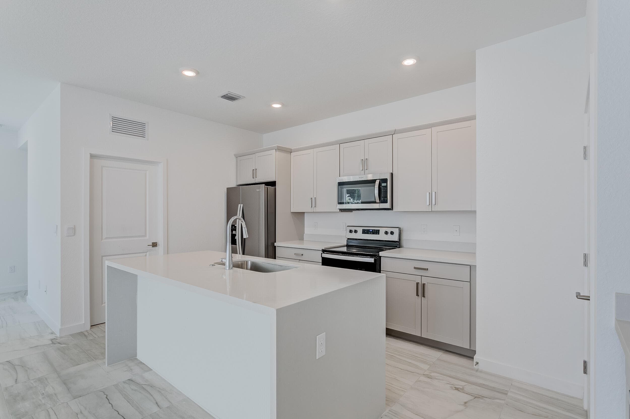 7188 Trotwood Lane, Jupiter, FL 33458 — photo 11 of 37
