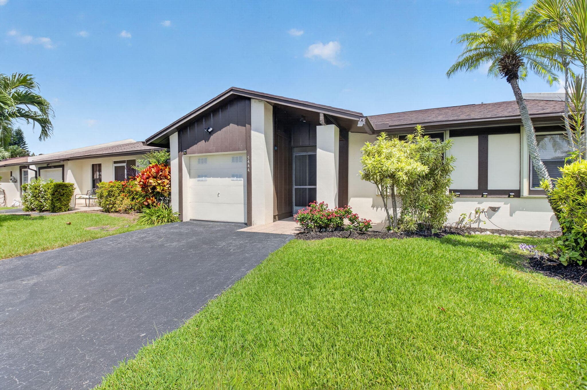 5444 Laurel Oak Street, Delray Beach, FL 33484 — photo 3 of 59