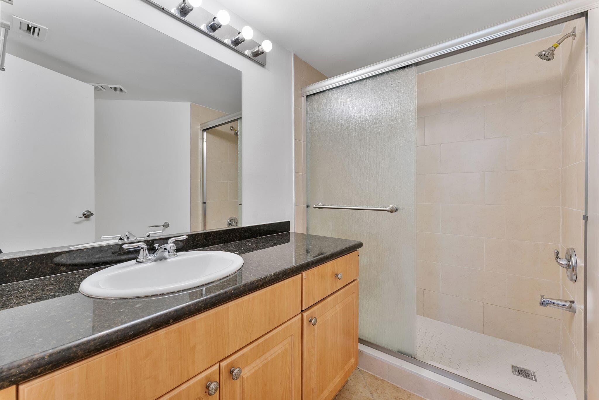 212 Lake Pointe Drive 302, Oakland Park, FL 33309 — photo 28 of 31