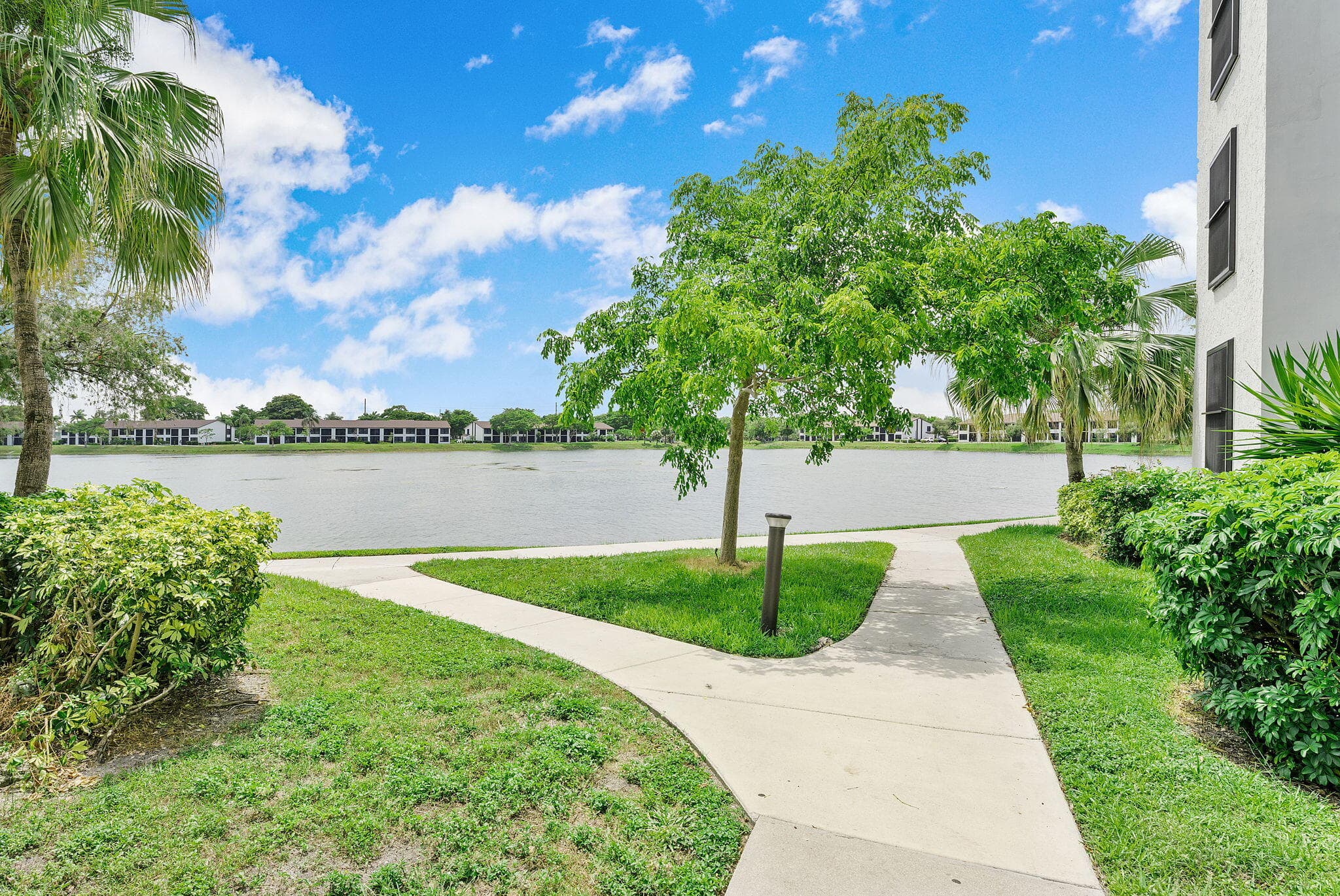 212 Lake Pointe Drive 302, Oakland Park, FL 33309 — photo 30 of 31