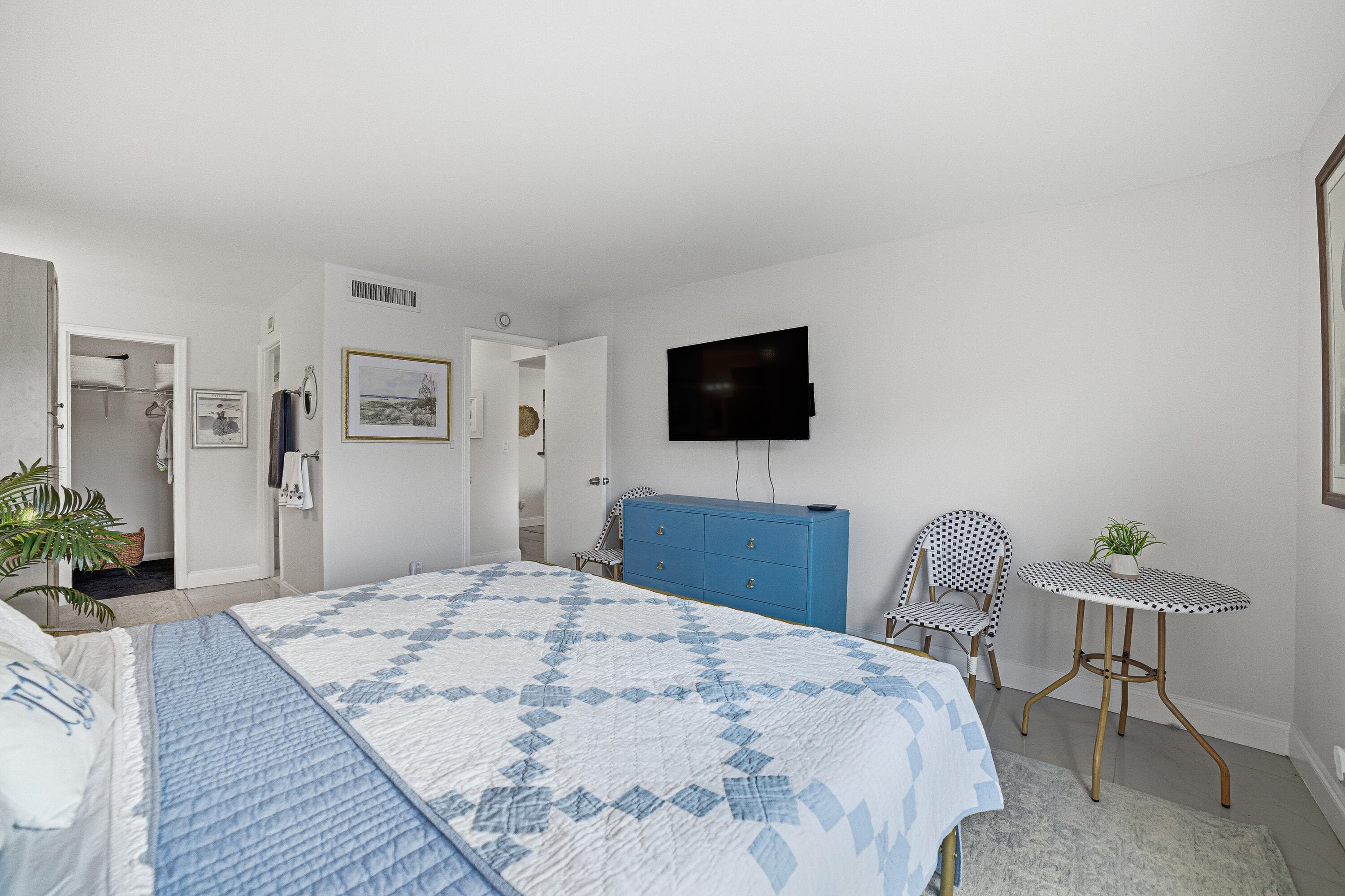 6 Royal Palm Way 211, Boca Raton, FL 33432 — photo 20 of 33