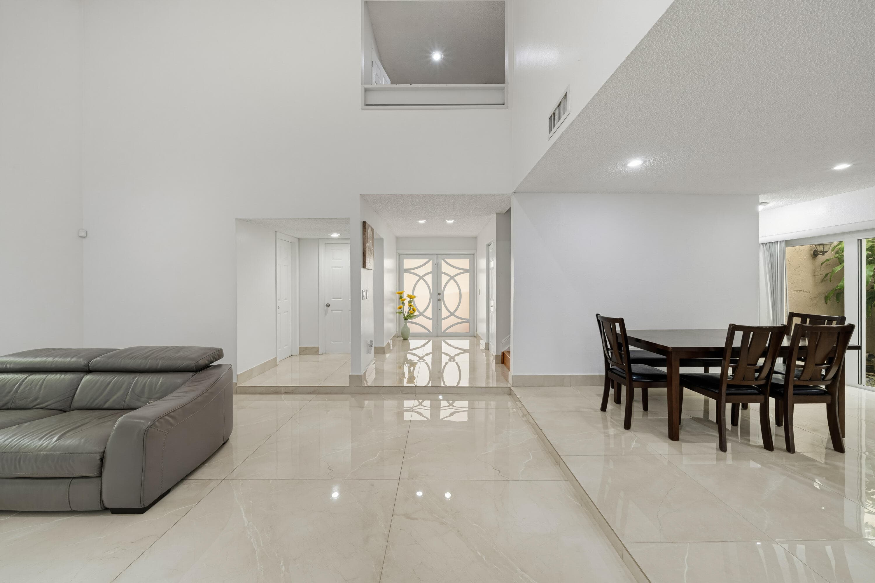 8811 SW 150th Place Circle, Miami, FL 33196 — photo 6 of 31