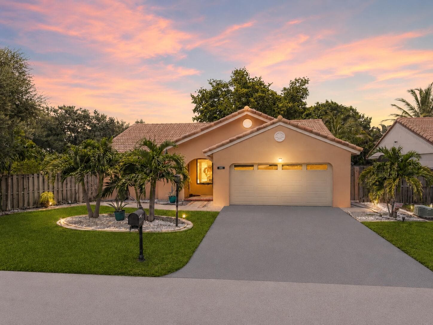 15681 Dover Court, Davie, FL 33331 — photo