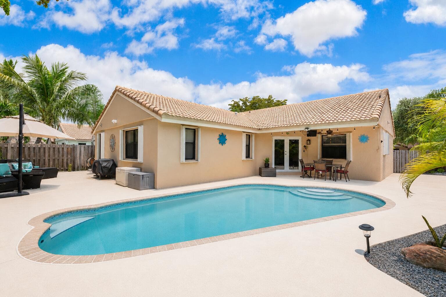15681 Dover Court, Davie, FL 33331 — photo 16 of 30