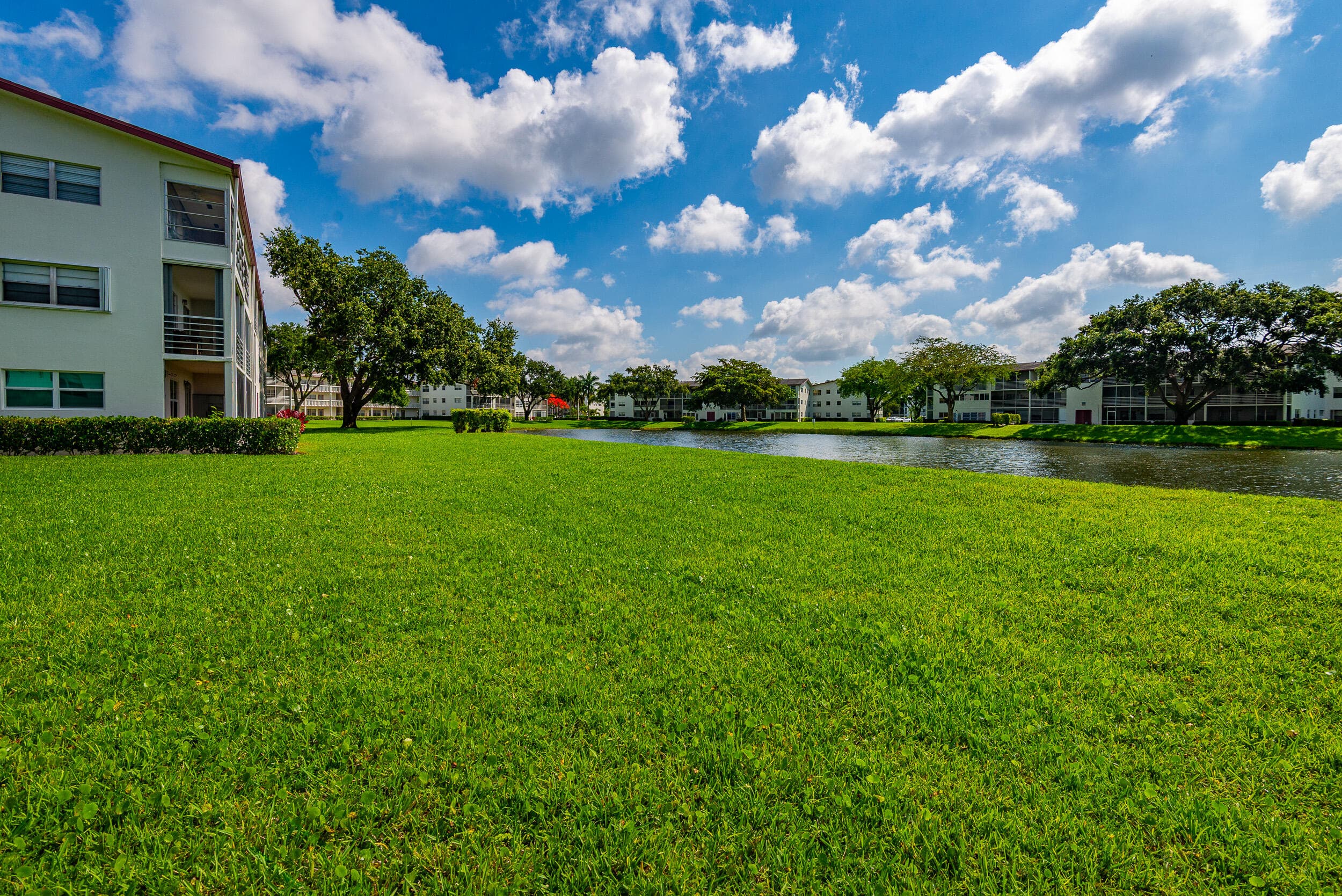 67 Fanshaw B 670, Boca Raton, FL 33434 — photo 18 of 37
