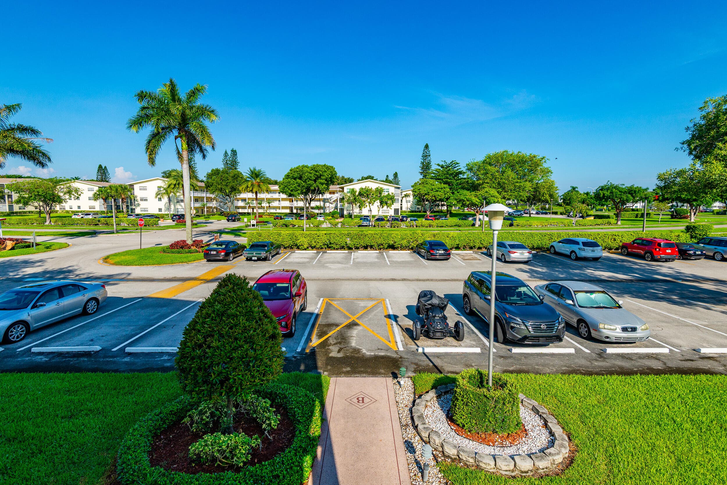 67 Fanshaw B 670, Boca Raton, FL 33434 — photo 33 of 42