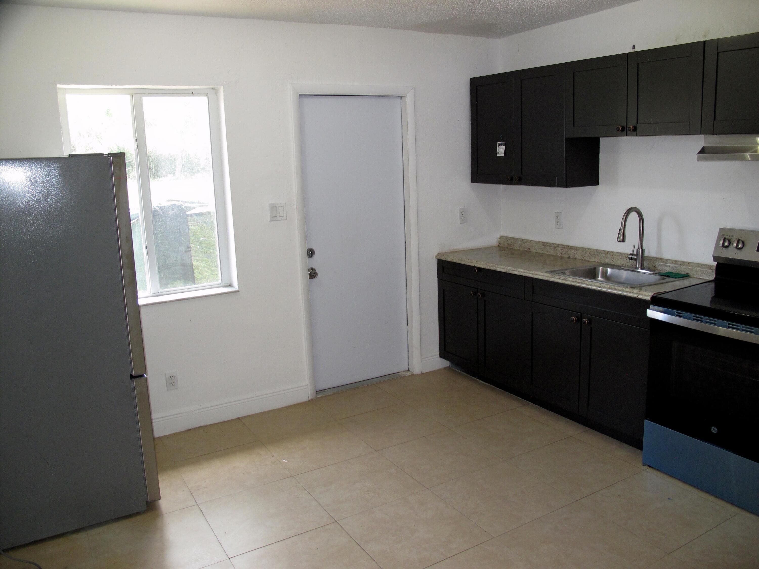 340 NW 6th Street 2, Pompano Beach, FL 33060 — photo 18 of 22