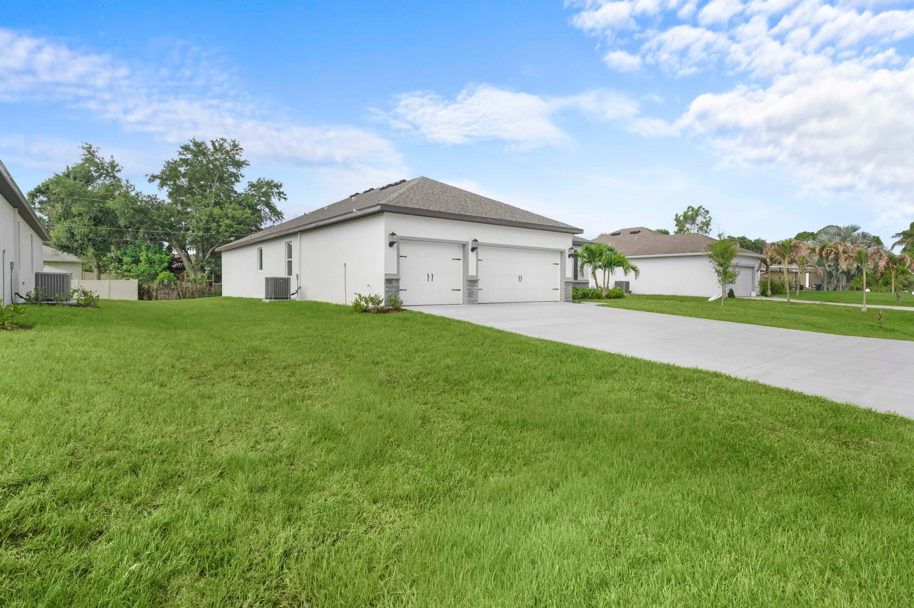 1538 SW Nervia Avenue, Port St. Lucie, FL 34953 — photo 1 of 36