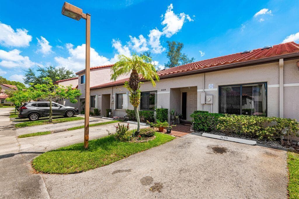 3459 Inverrary W 3459, Lauderhill, FL 33319 — photo 30 of 30