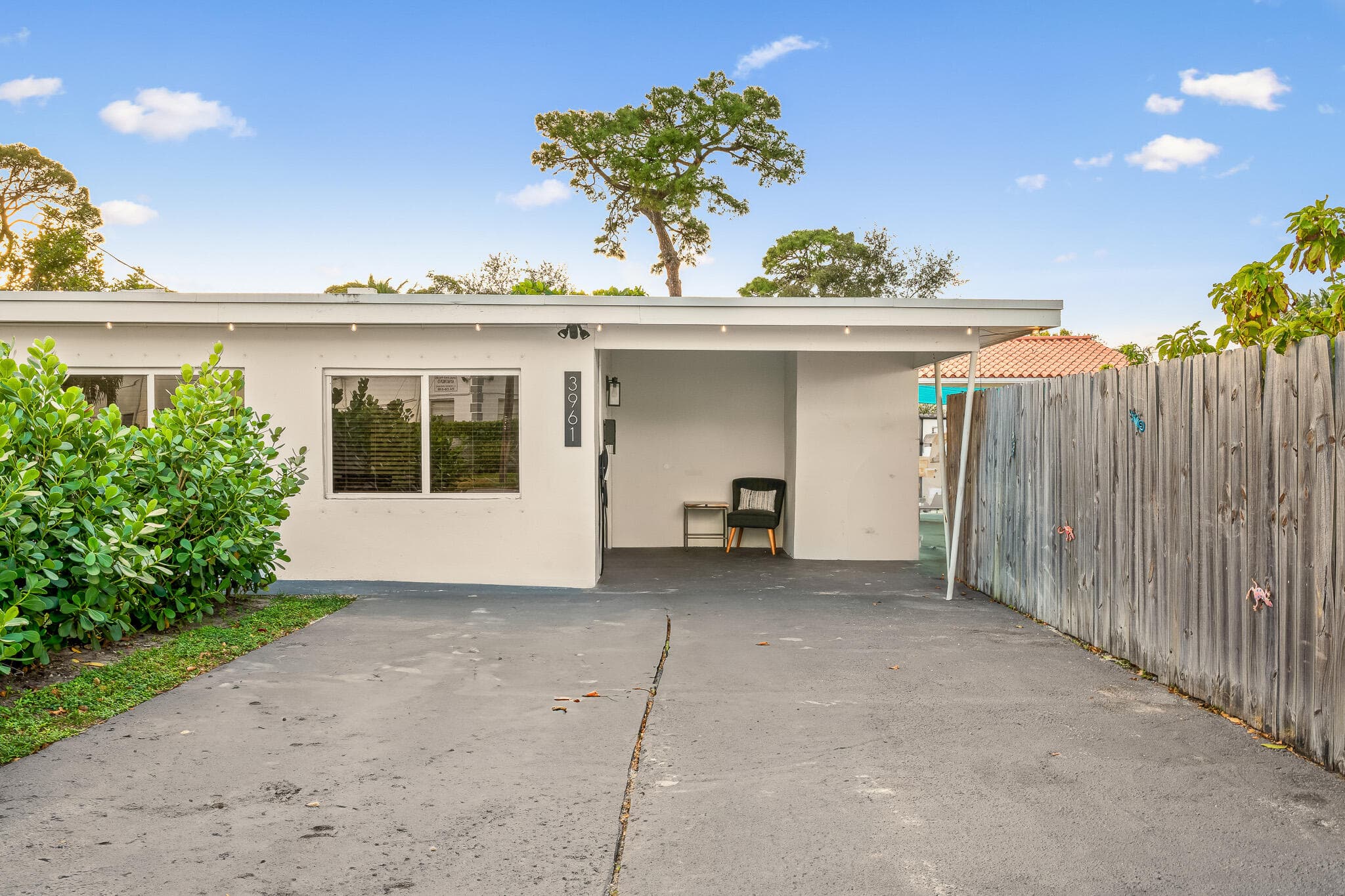 3961 NE 10th Avenue, Oakland Park, FL 33334 — photo 42 of 48