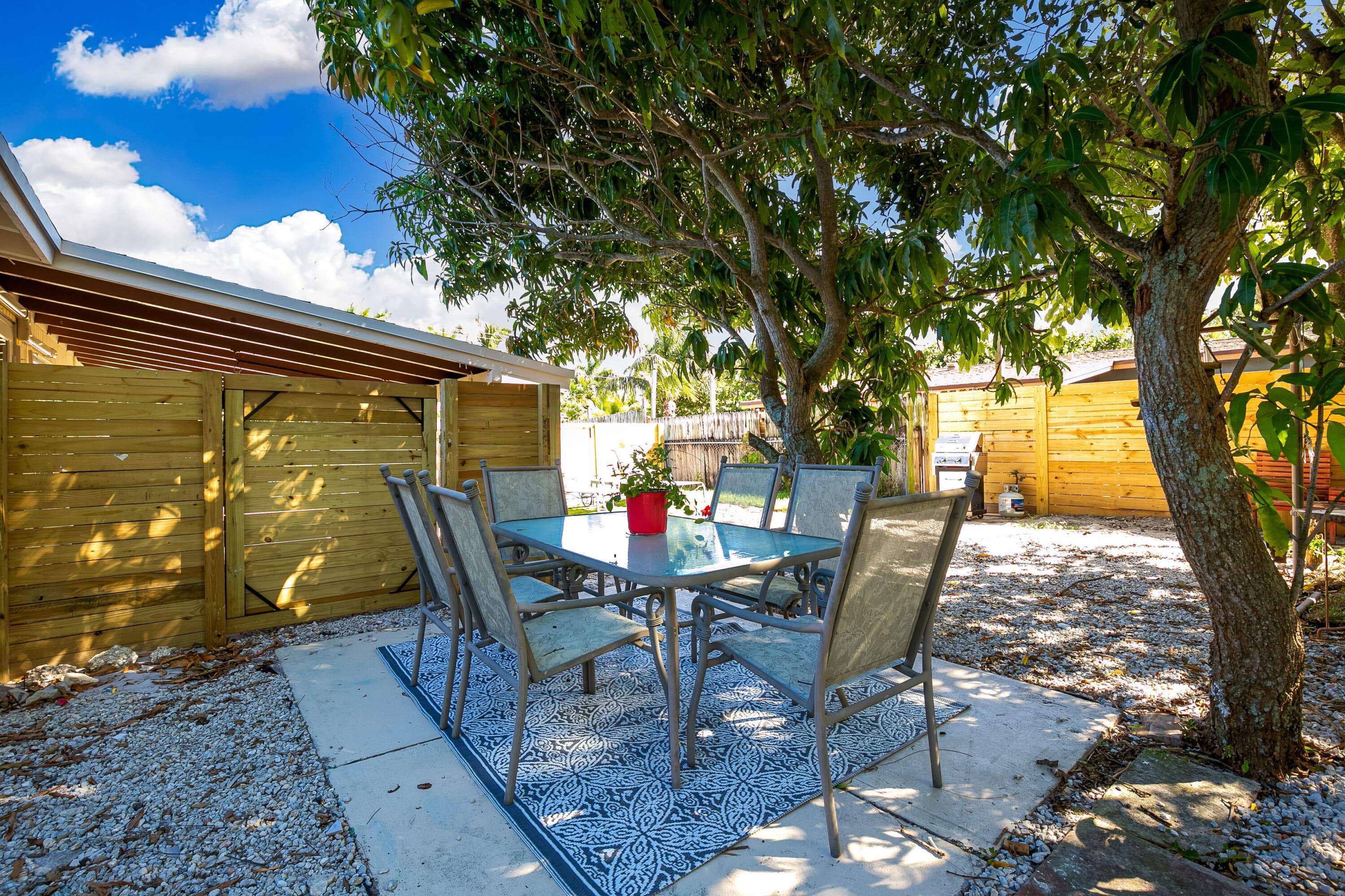 609 S Arnold Avenue, Lantana, FL 33462 — photo 17 of 23