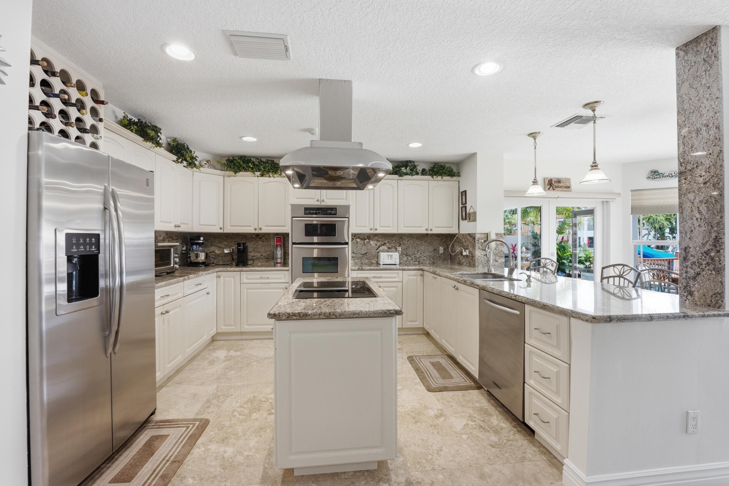 1548 SW 5th Avenue, Boca Raton, FL 33432 — photo 17 of 84