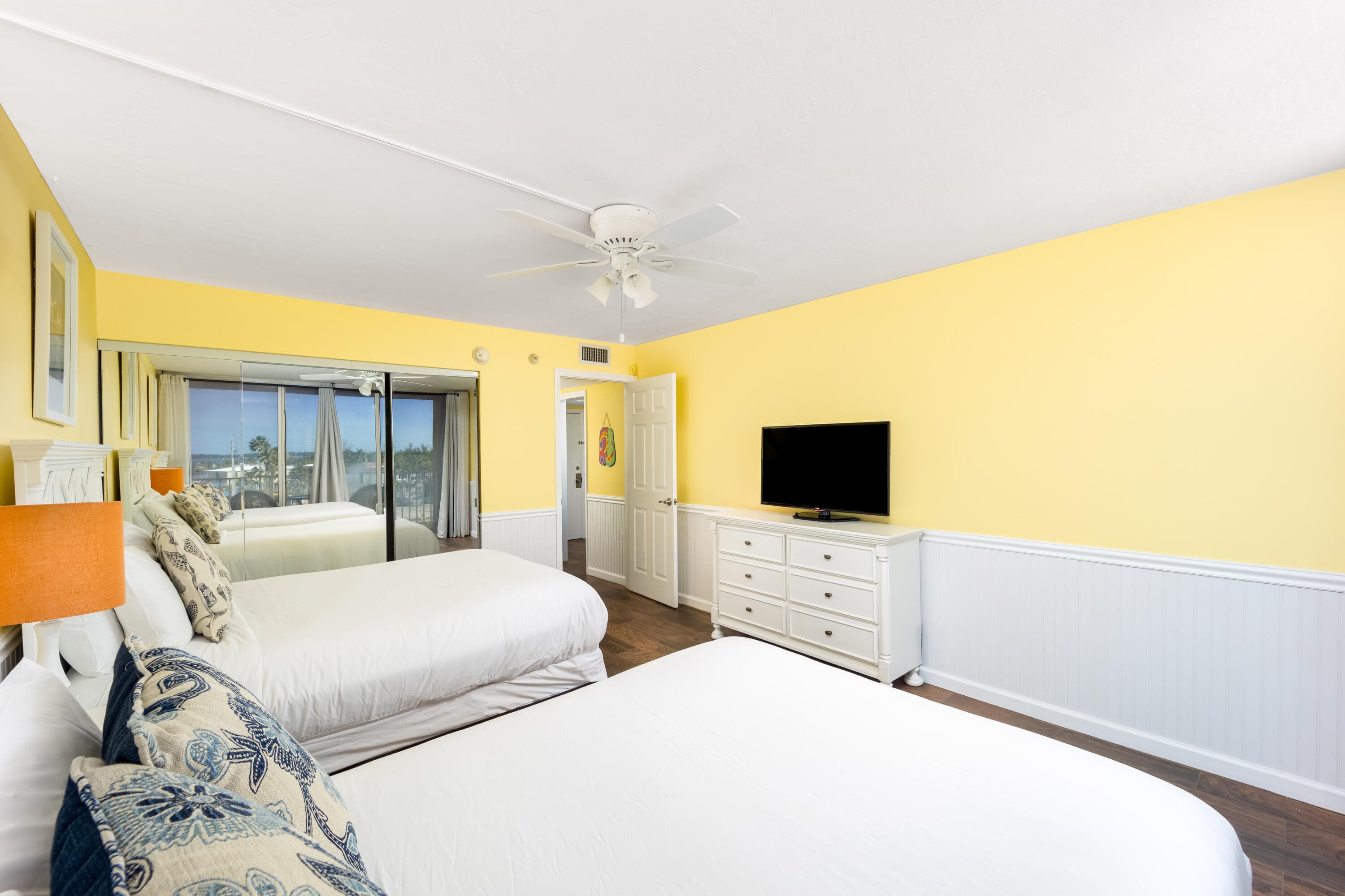 9800 S Ocean Drive 415, Jensen Beach, FL 34957 — photo 12 of 18