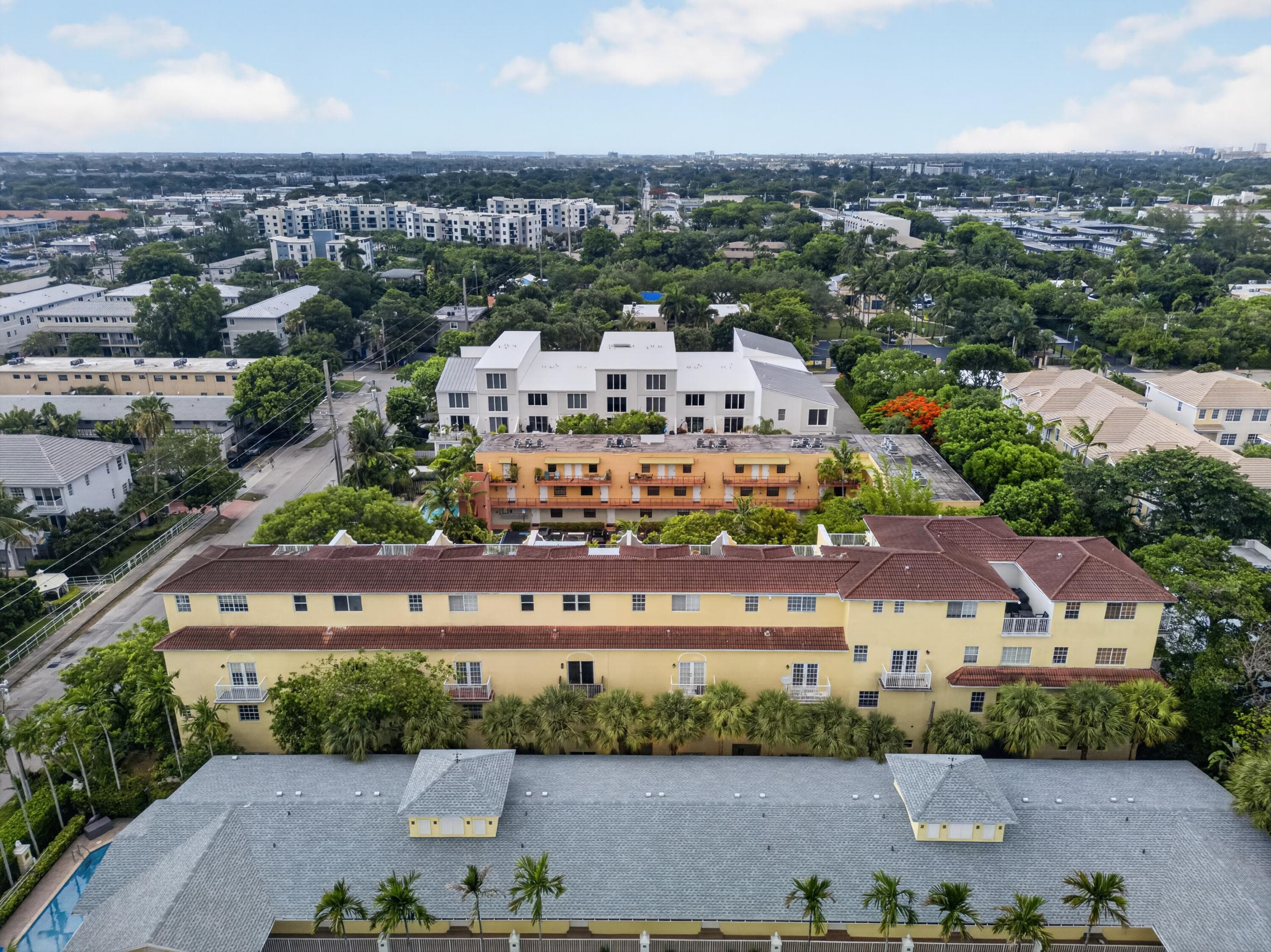2700 NE 8th Avenue, Wilton Manors, FL 33334 — photo 37 of 64