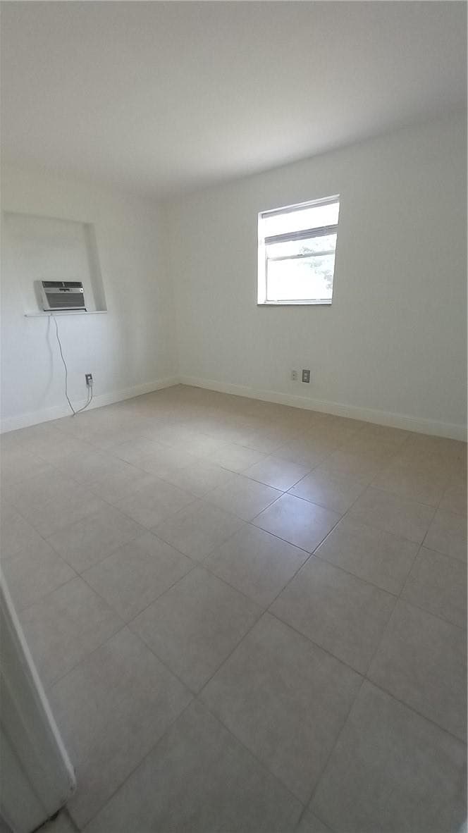 330 NW 38th Street, Deerfield Beach, FL 33064 — photo 4 of 11