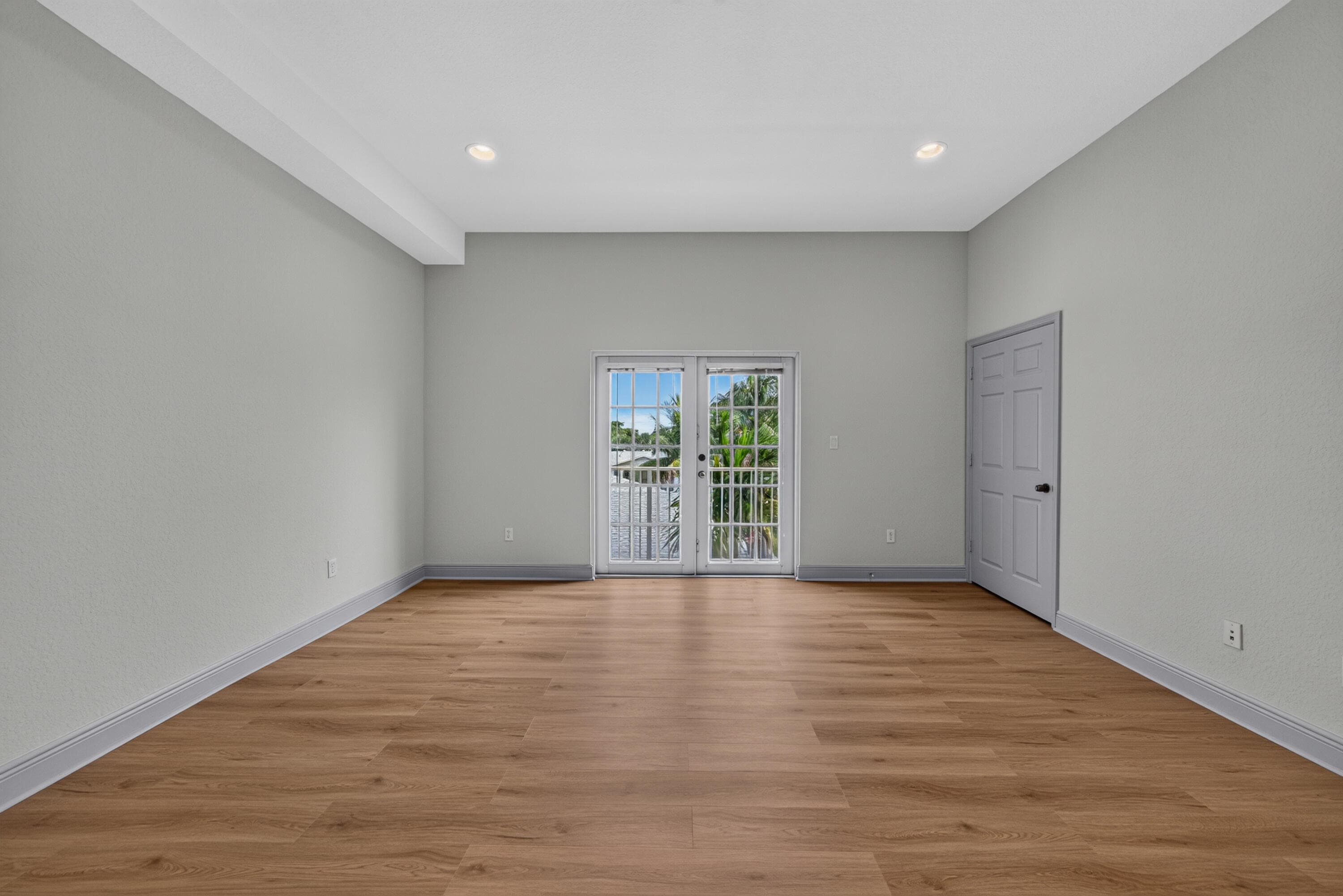2700 NE 8th Avenue, Wilton Manors, FL 33334 — photo 57 of 64