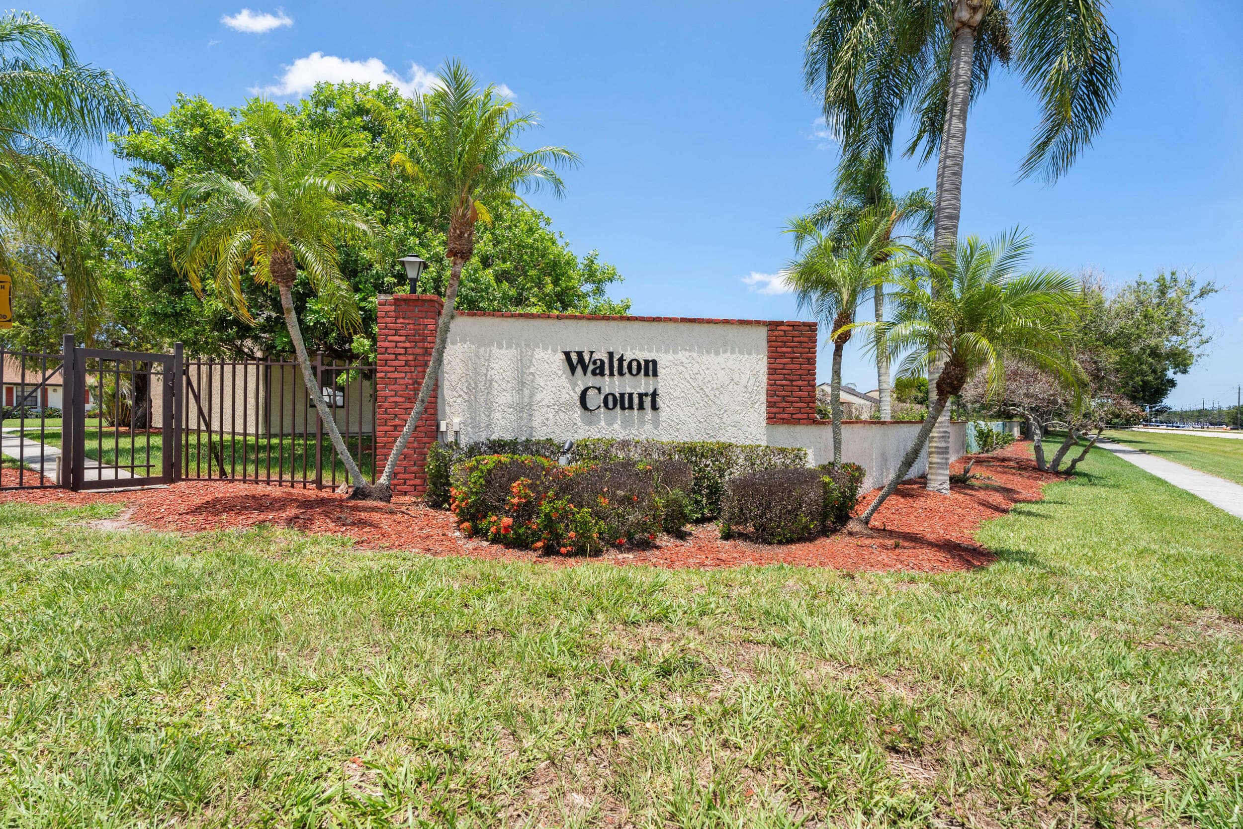 2225 SE Barrington Street, FL 34952 — photo 4 of 29