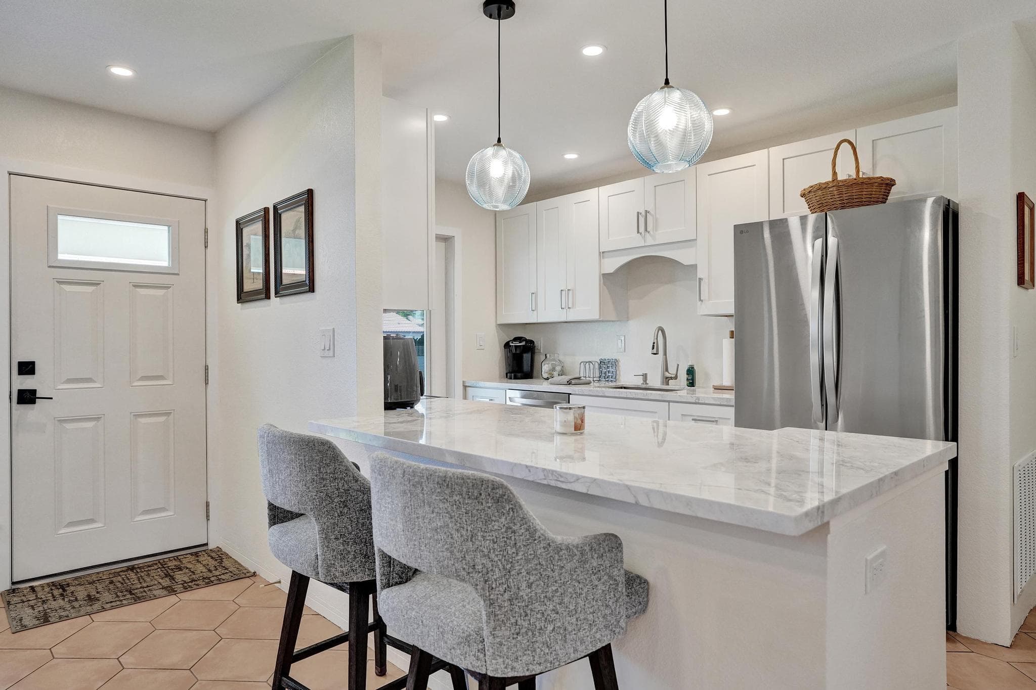 2866 NE 30th Street 4, Fort Lauderdale, FL 33306 — photo 9 of 52