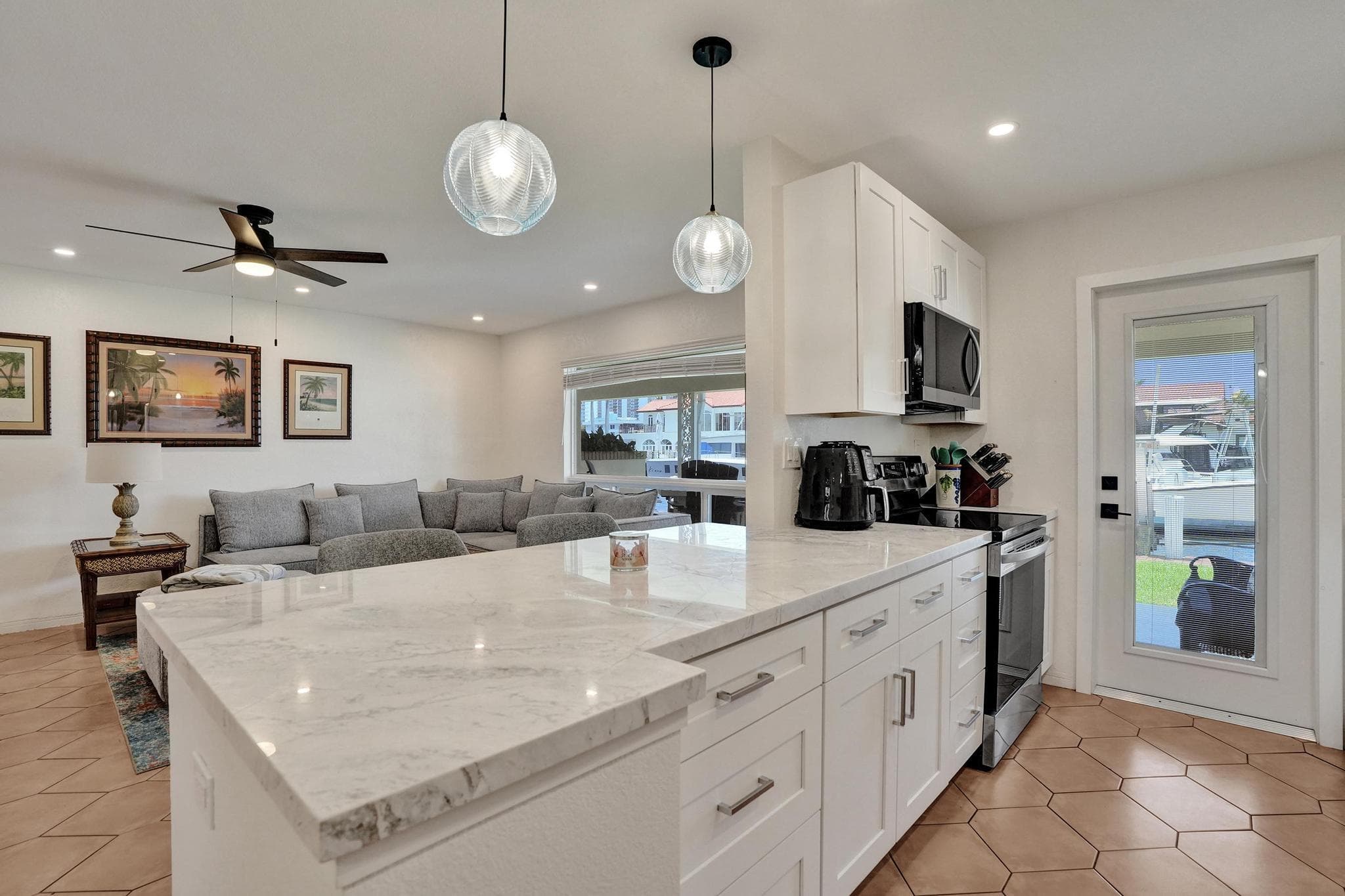 2866 NE 30th Street 4, Fort Lauderdale, FL 33306 — photo 13 of 52