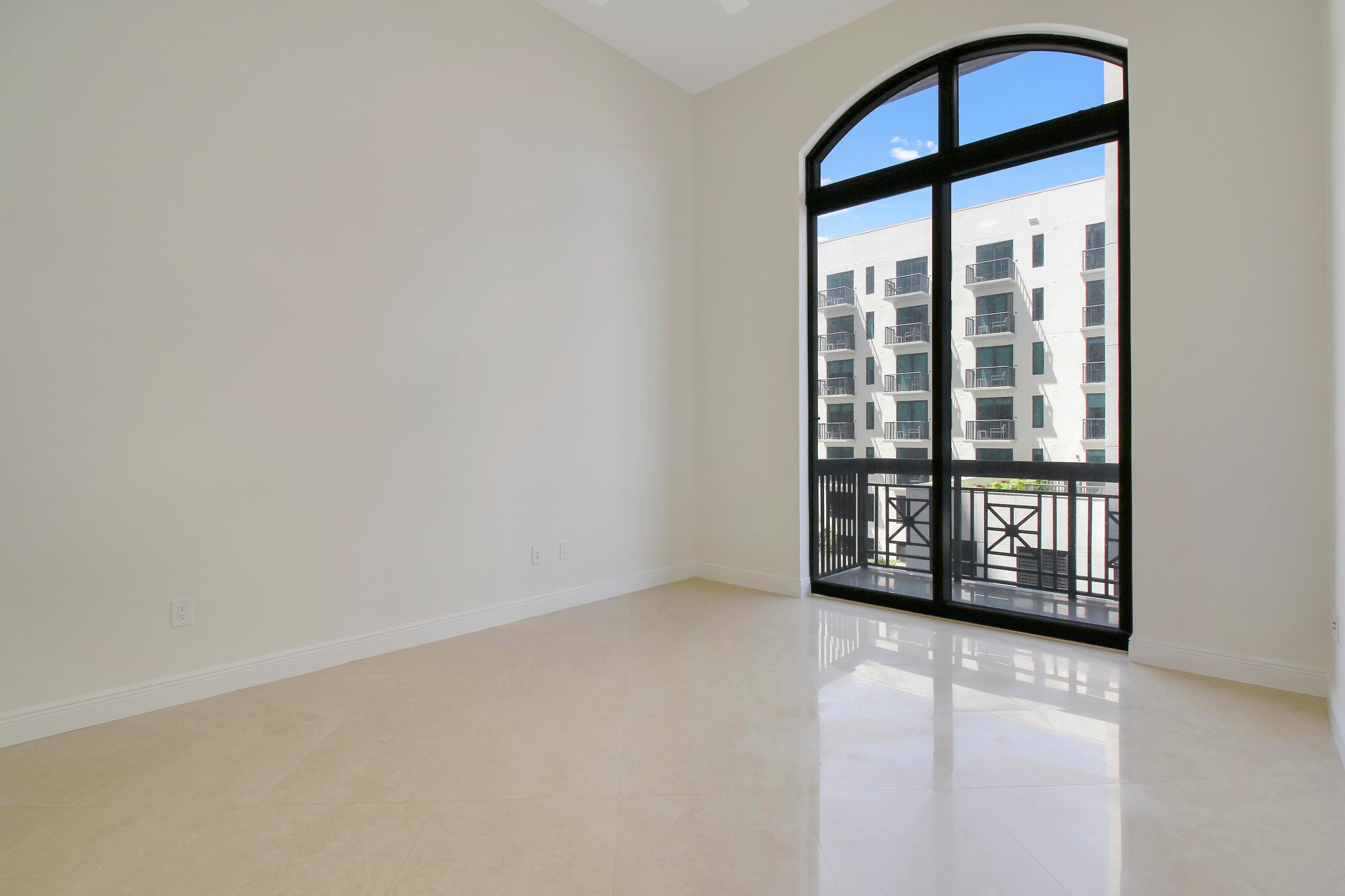 701 S Olive Avenue 316, West Palm Beach, FL 33401 — photo 24 of 41
