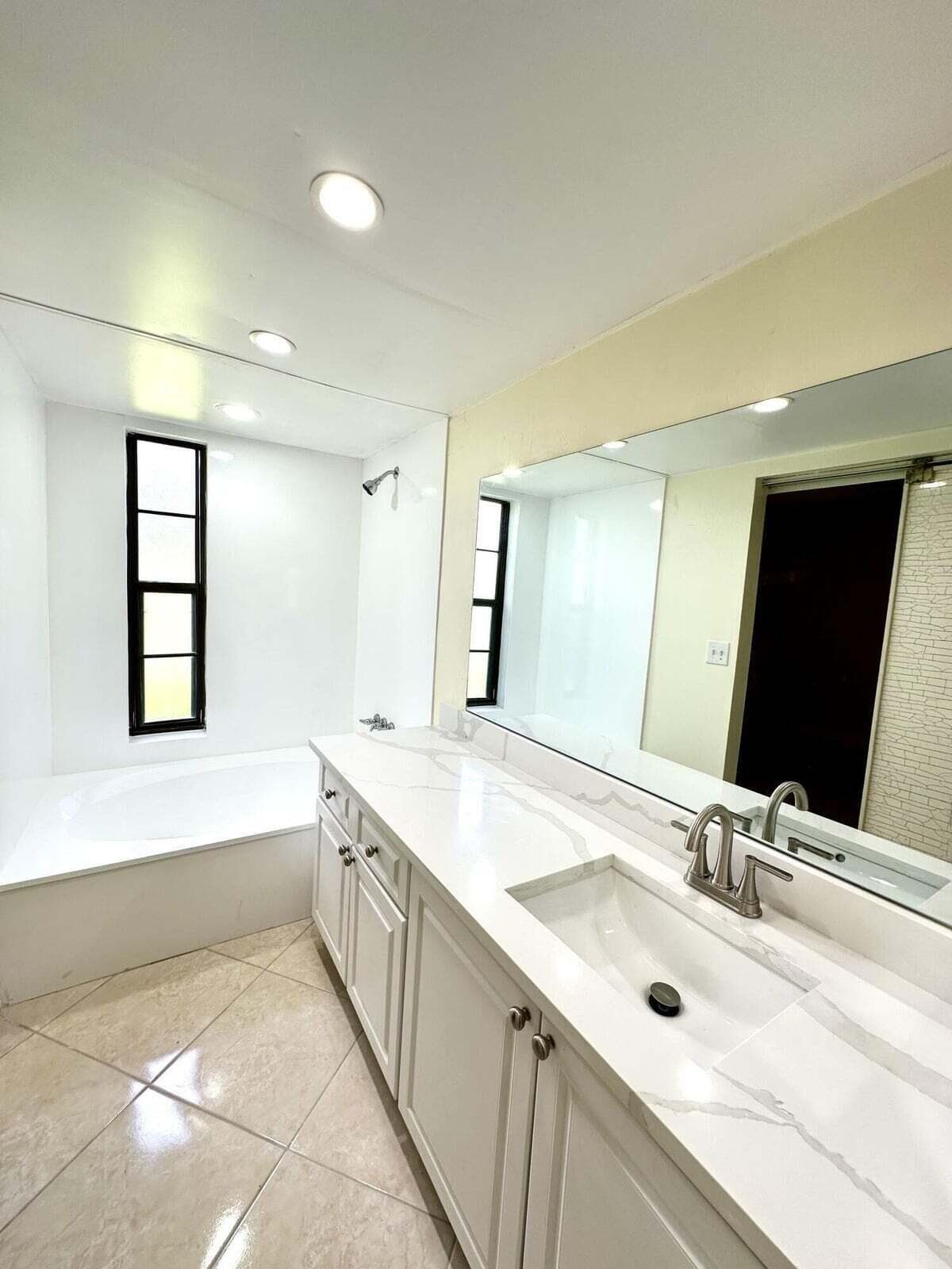 9440 SW 8th Street 109, Boca Raton, FL 33428 — photo 5 of 12