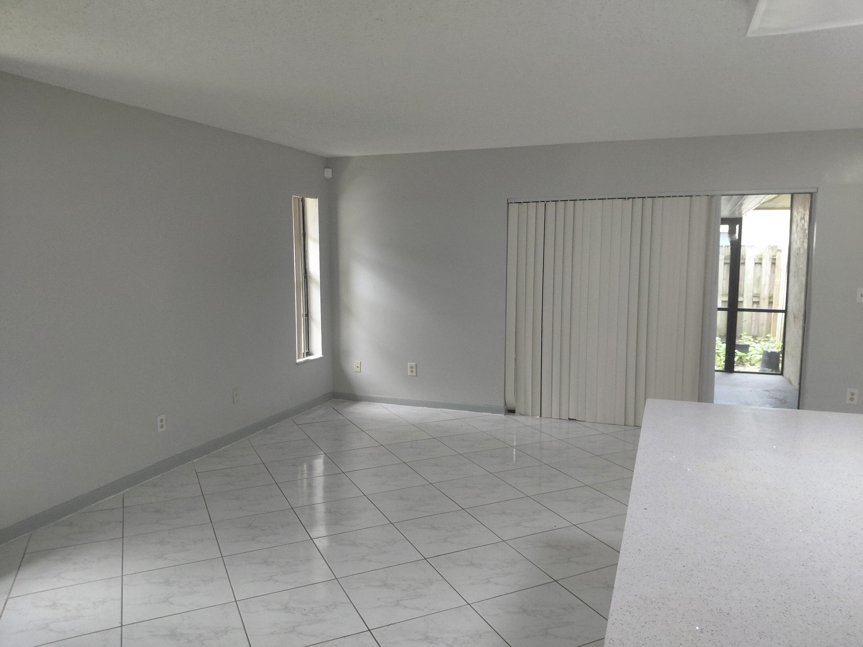 1322 Pines Lane, West Palm Beach, FL 33415 — photo 4 of 38