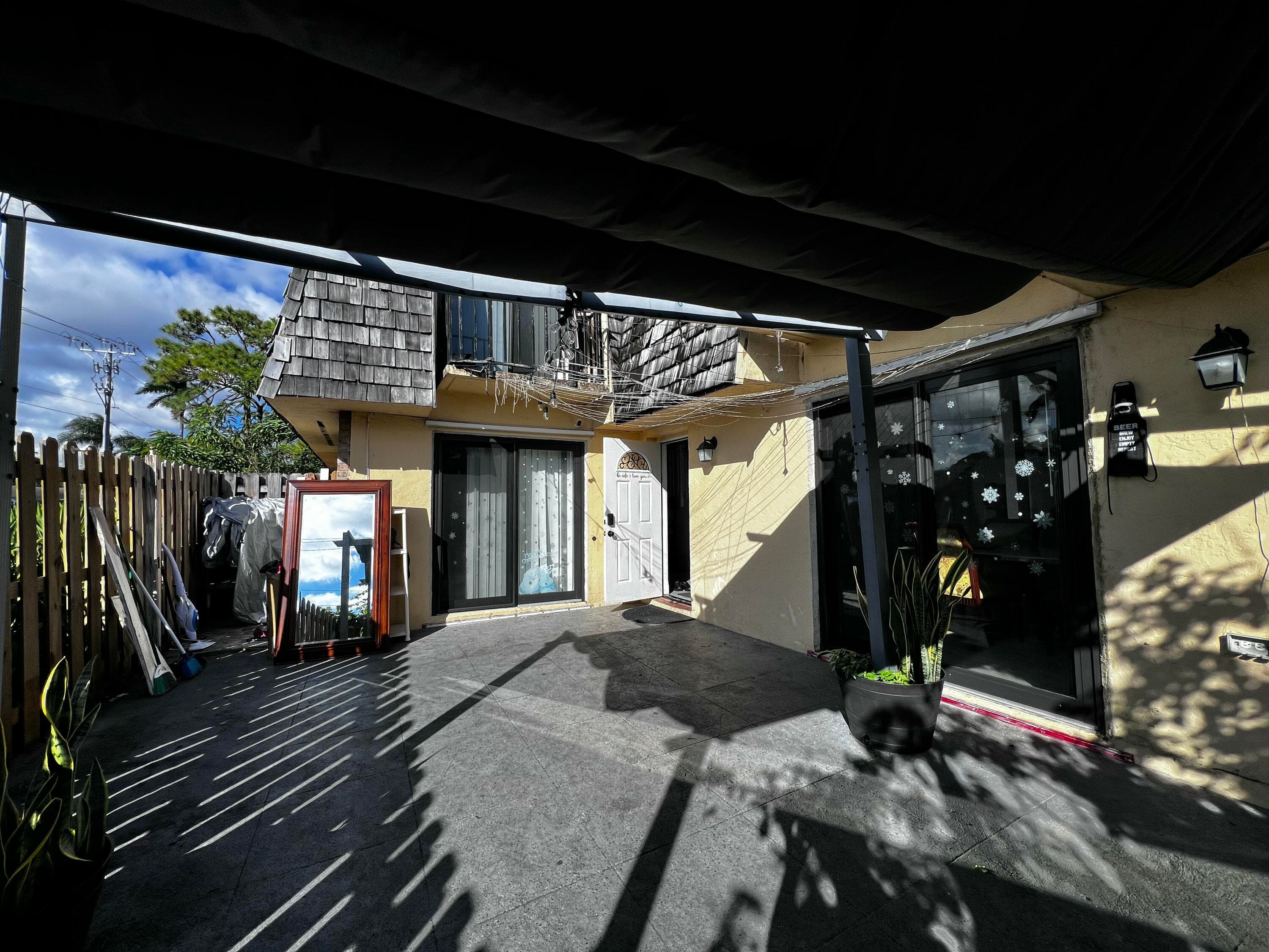 295 Woodland Road, Palm Springs, FL 33461 — photo